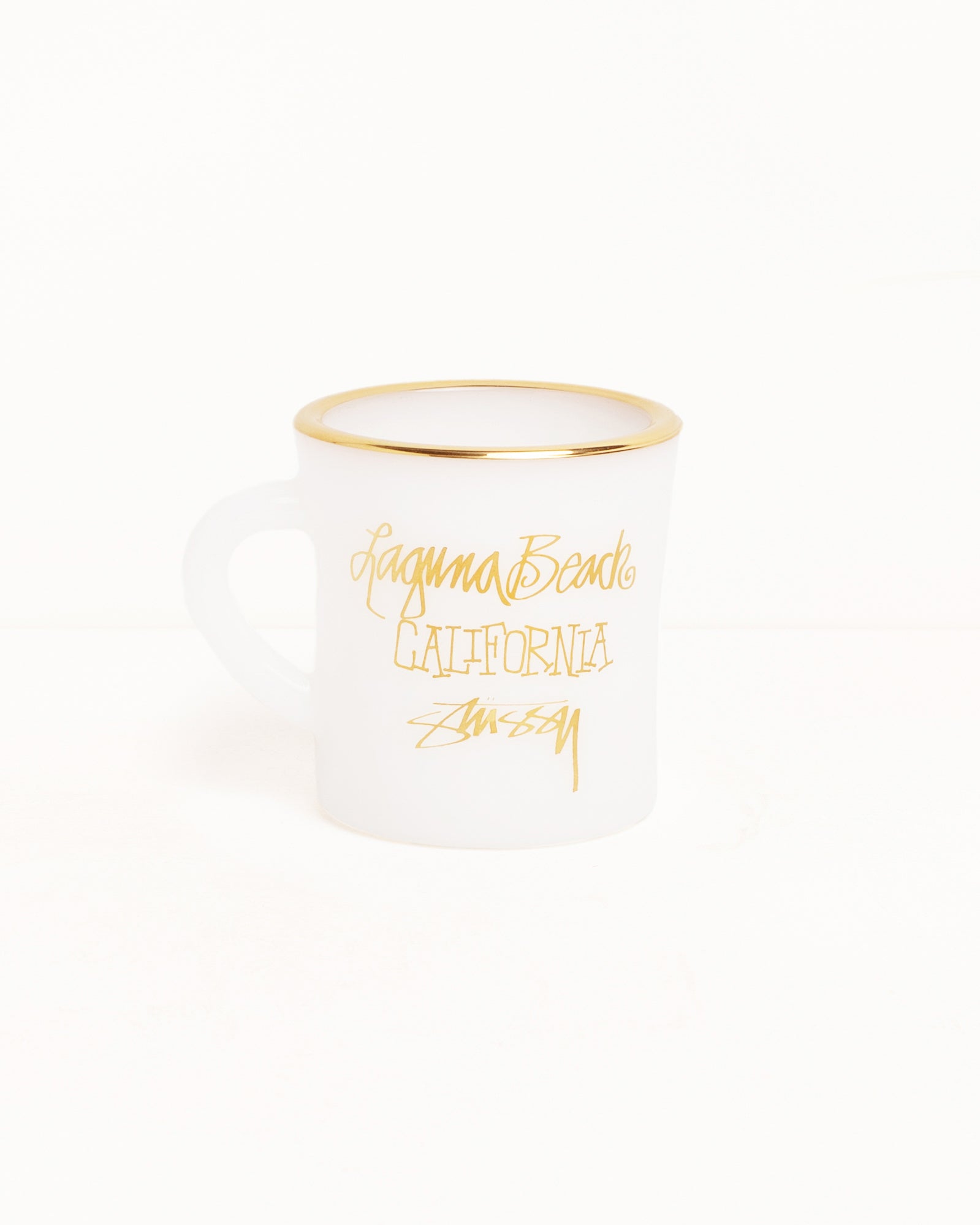 Stussy Laguna Beach 貝殻型皿 2025年最新】STUSSY 置き型灰皿の人気アイテム - メルカリ