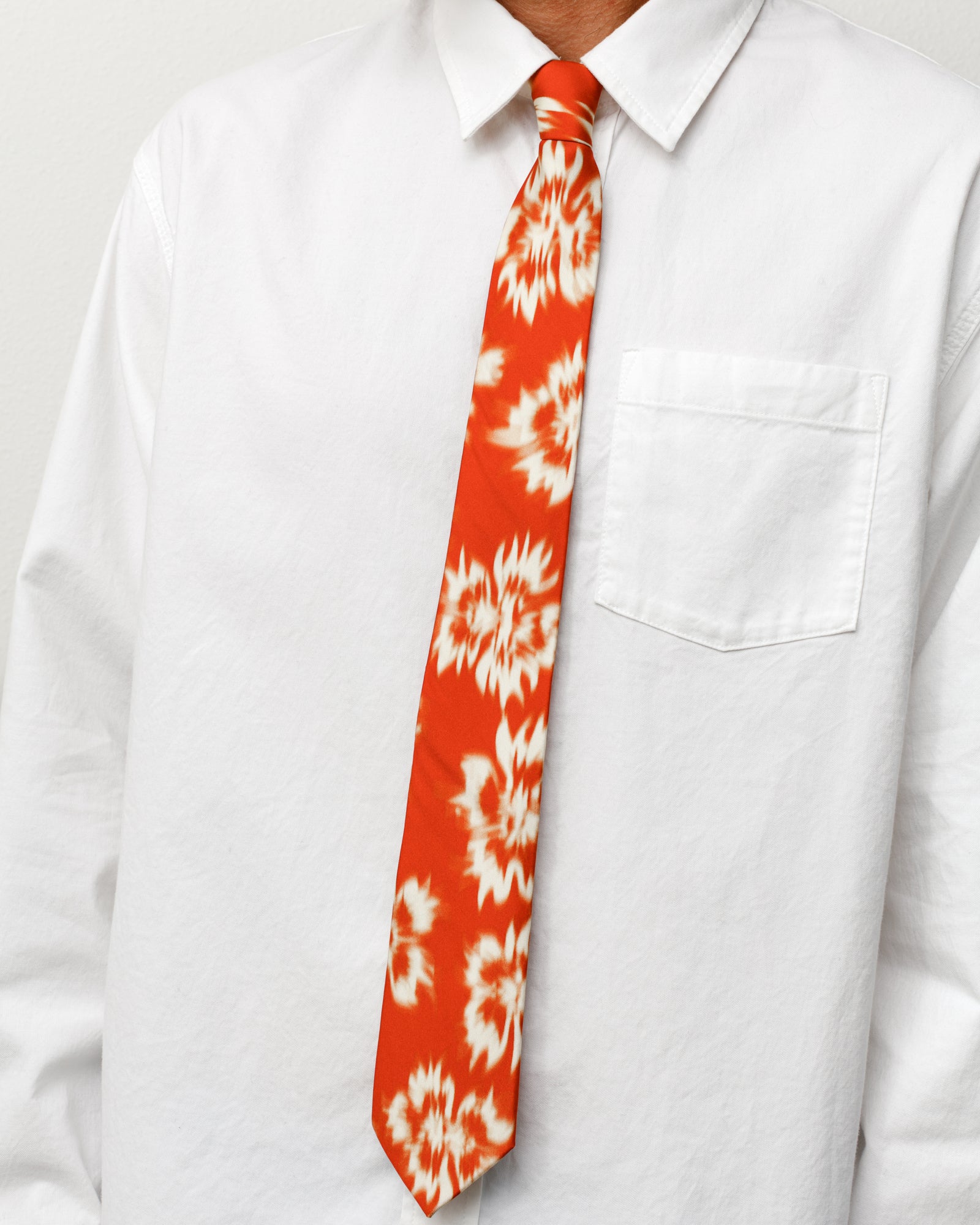 Motion Flower Tie – Red | Accessories | Stüssy