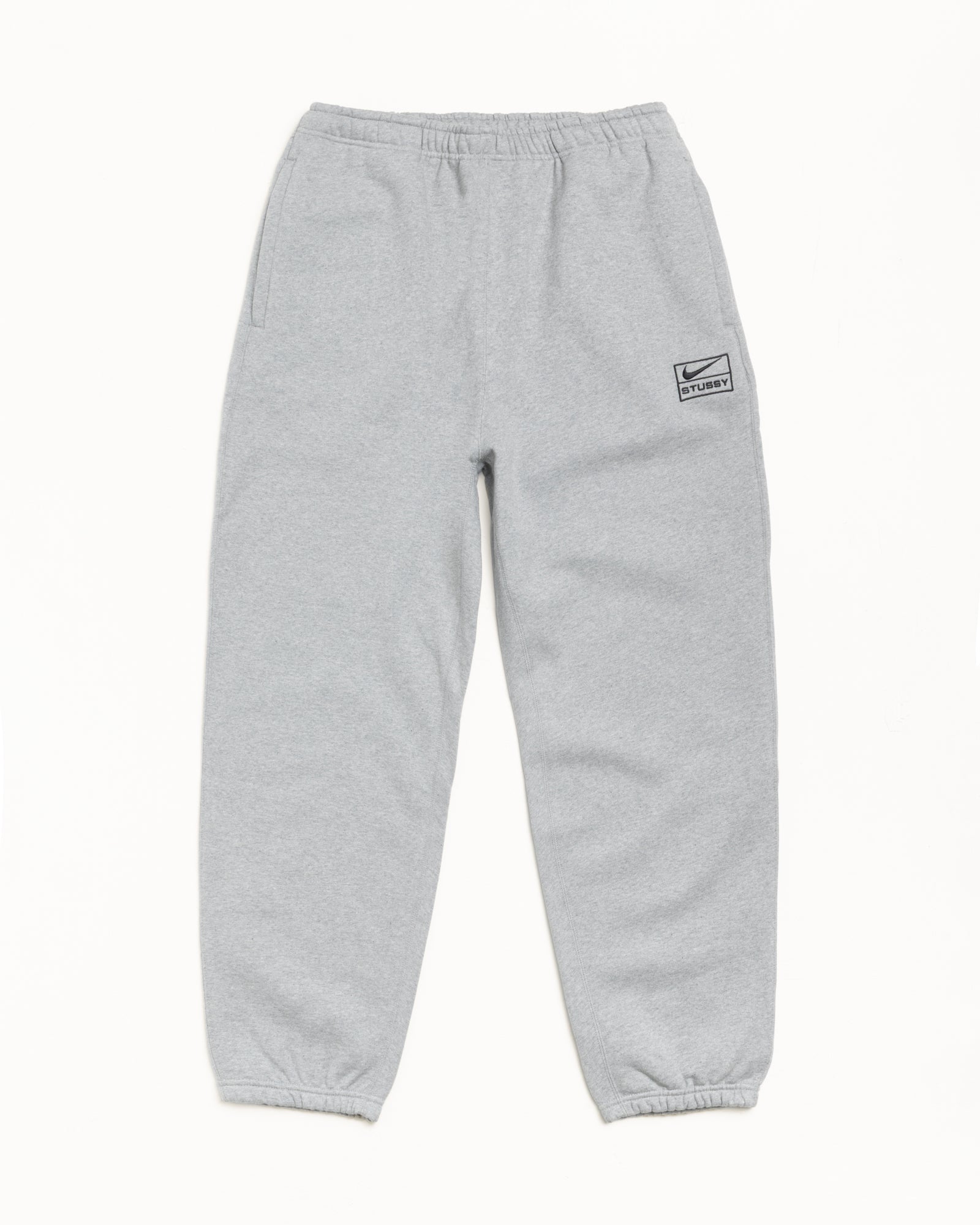 Stussy x Nike Fleece Pants グレー　Mサイズ Stüssy & Nike Fleece Pant - Unisex Hoodies & Sweatpants | Stüssy