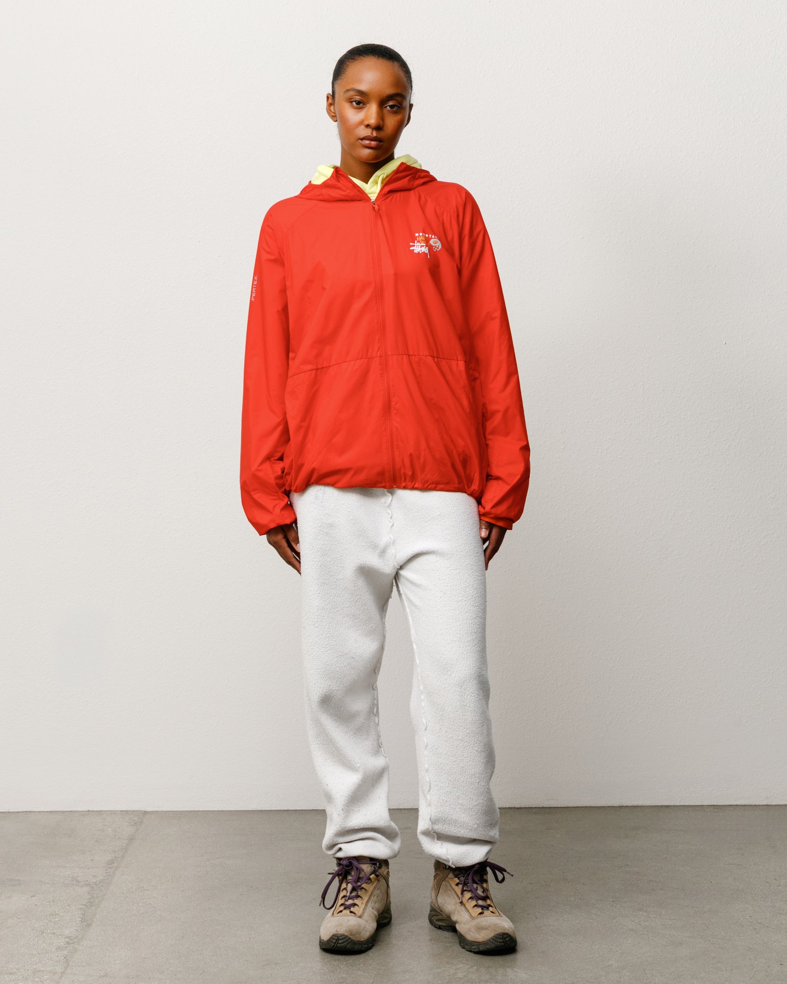 Stüssy & Mountain Hardwear Kor Airshell Jacket – Summit Red