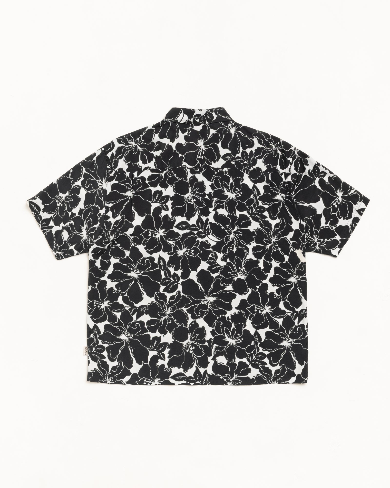 Floral Hawaiian Shirt – Black | Tops & Shirts | Stüssy