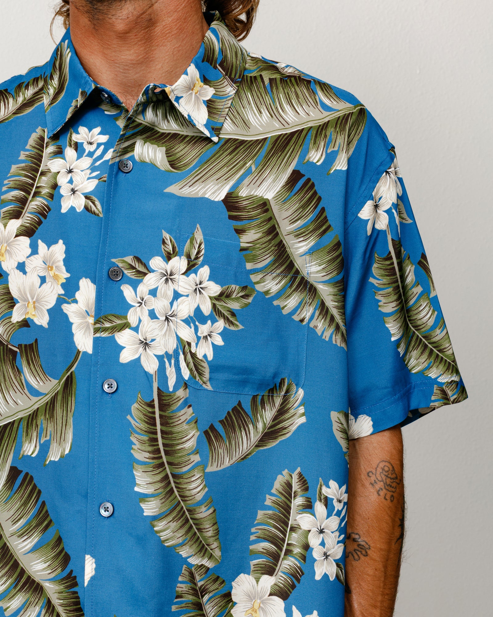Hawaiian Floral Ss Shirt – Blue | Tops & Shirts | Stüssy
