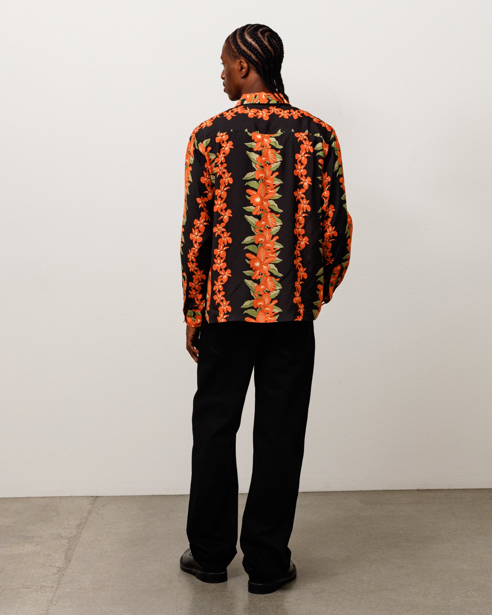 Hawaiian Floral Shirt - Black | Tops & Shirts | Stüssy