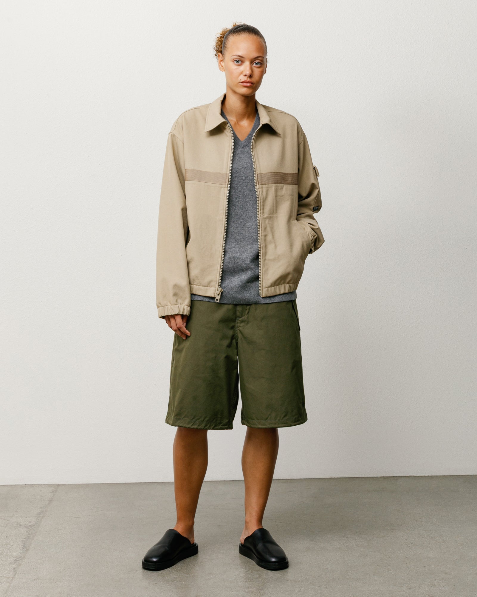 Surplus Short in Olive