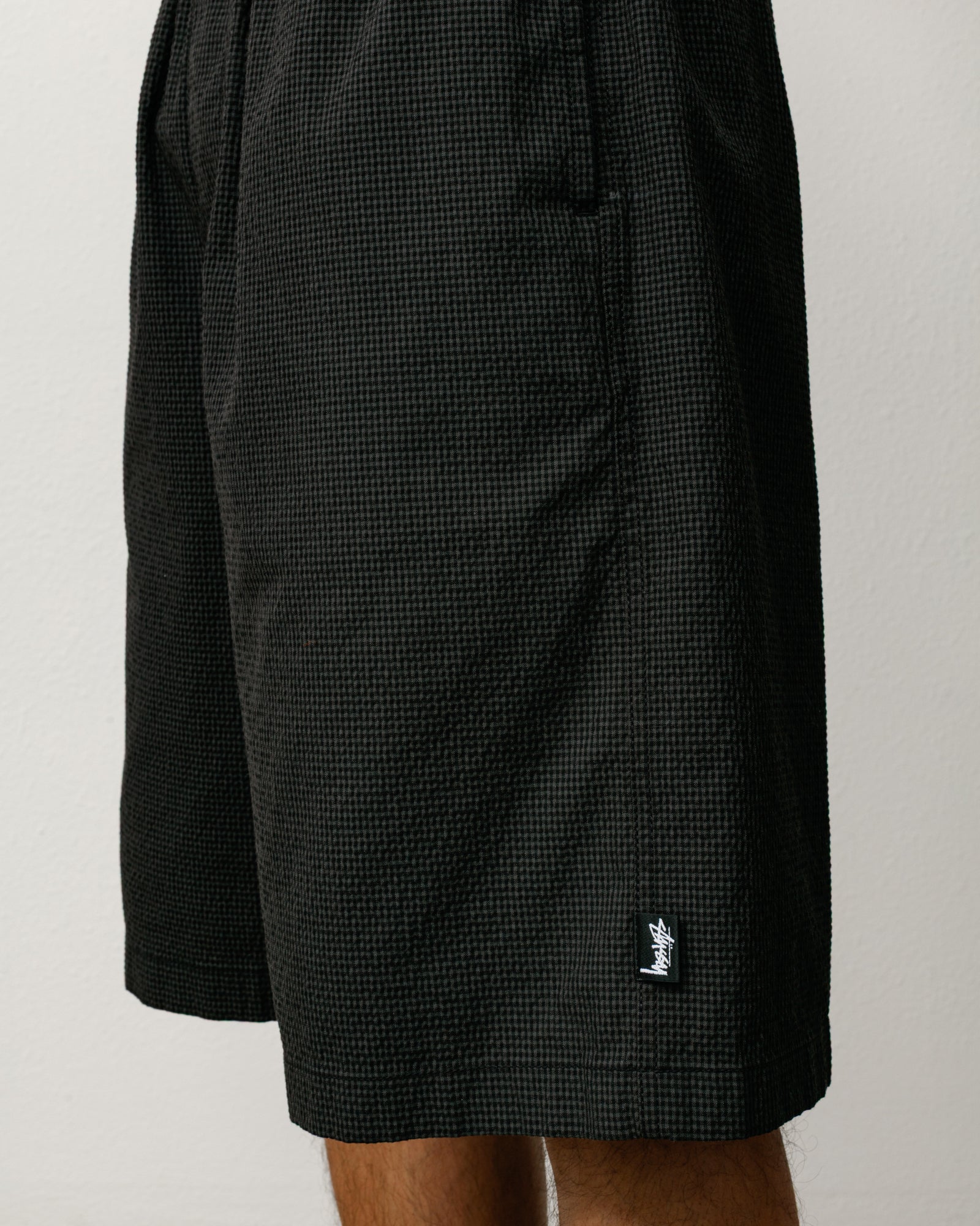 Baggy Seersucker Beach Short – Black | Shorts & Trunks | Stüssy