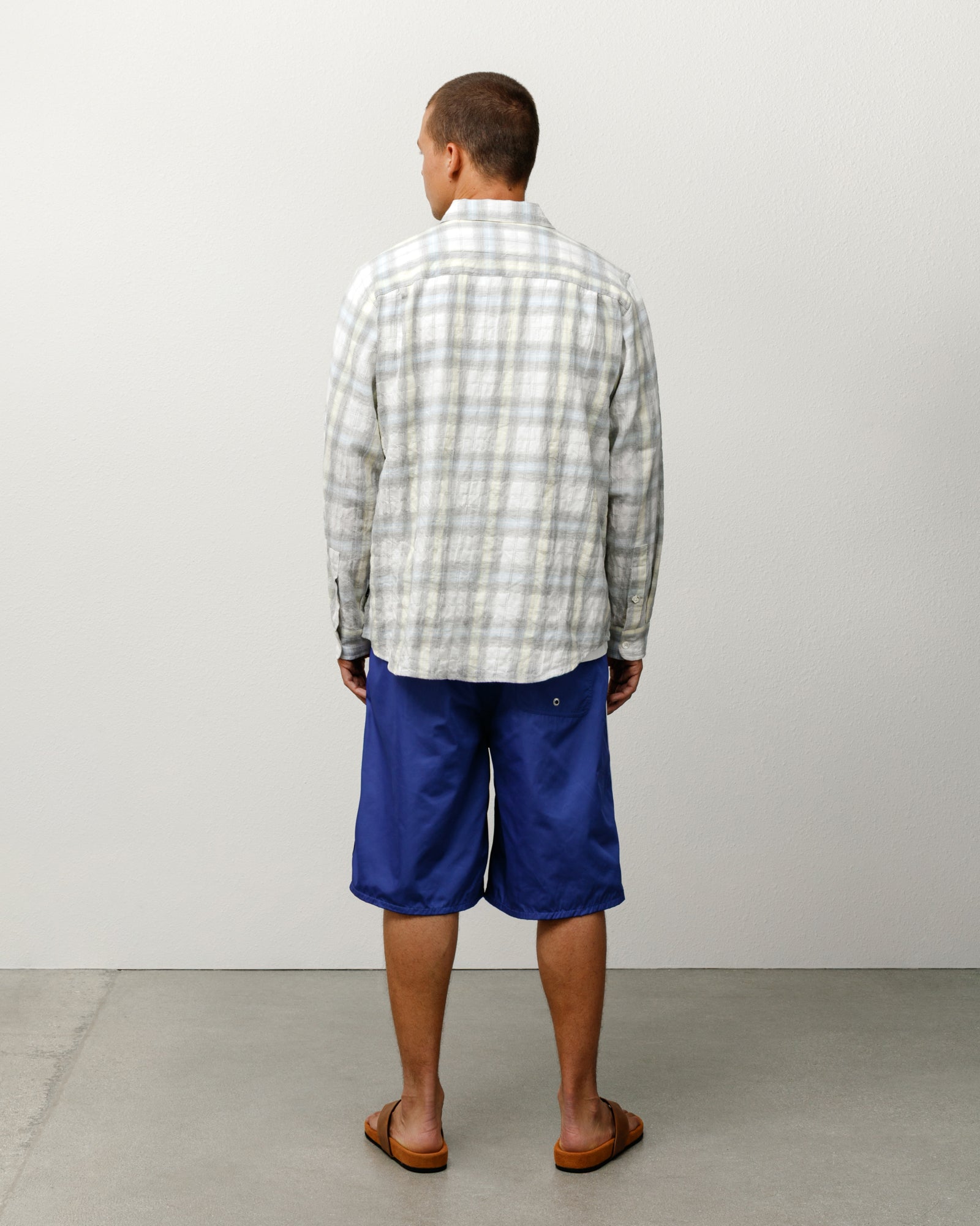 美品☆モンクレール・ワッペン付 ブランドロゴ刺繍ライン スイムパンツ