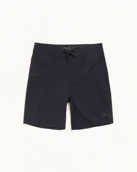 Peak Board Short Shorts in the color Black