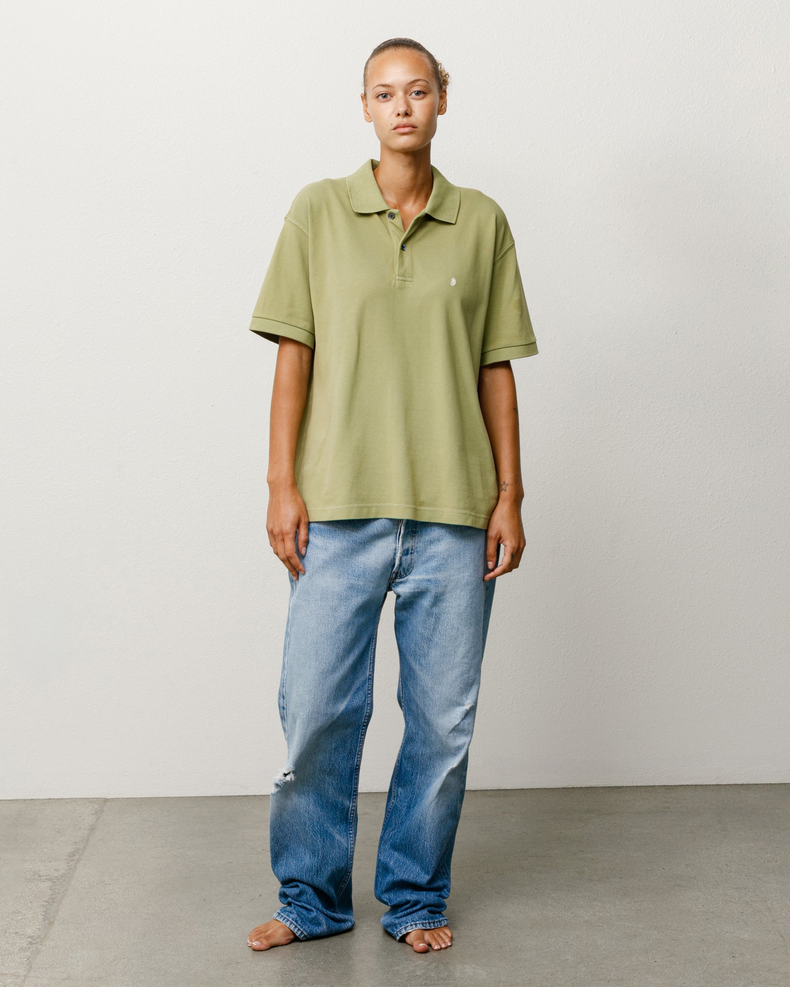 Classic Pique Polo Unisex Short Sleeve in the Leaf Color