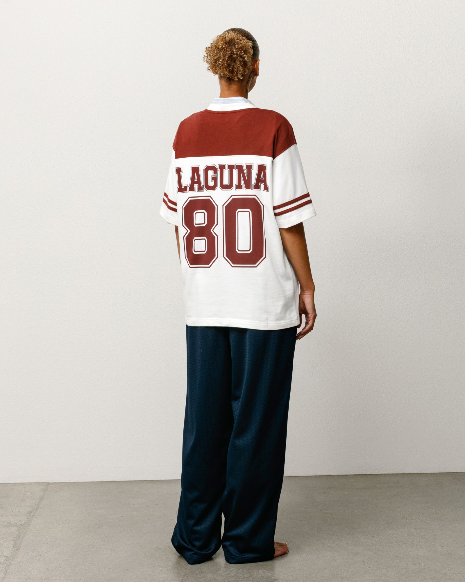 Laguna Short Sleeve Unisex Short Sleeve In Maroon