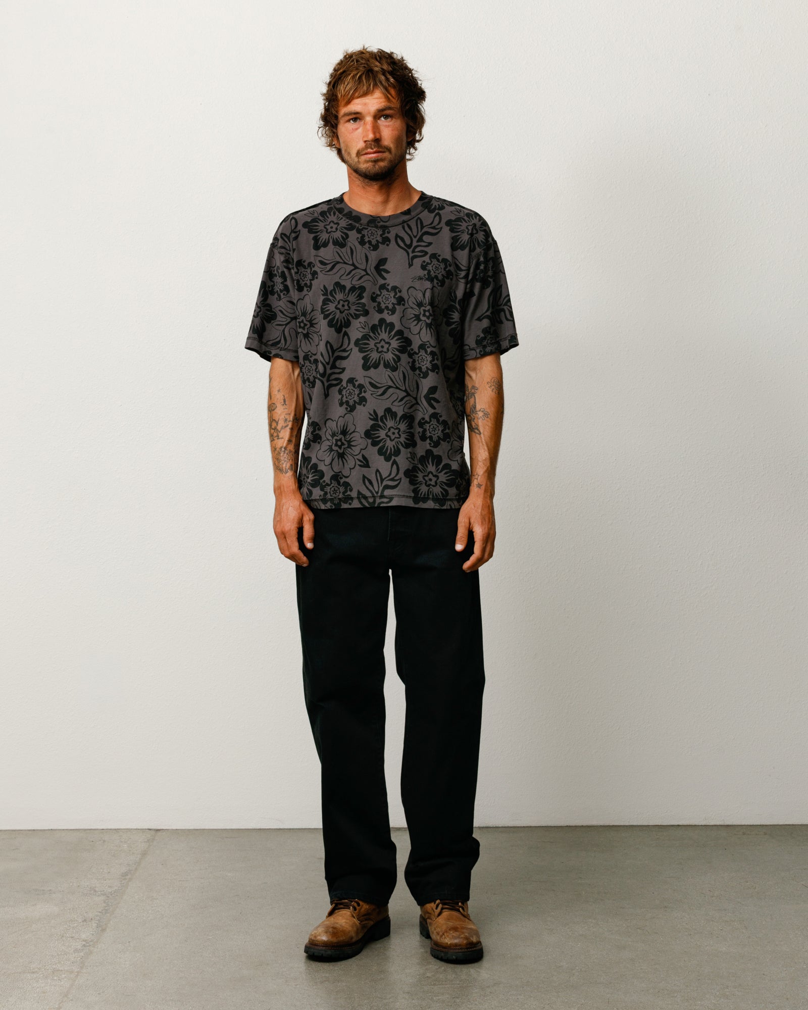 Lazy Floral Tee - Vintage Black | Tops & Shirts | Stüssy