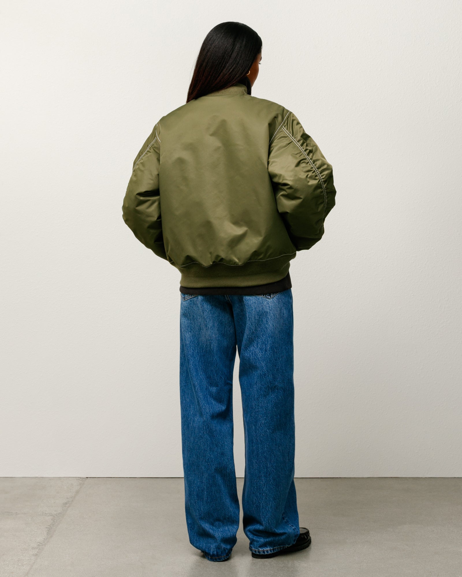 Built Reversible Bomber Jacket – Olive | Outerwear | Stüssy