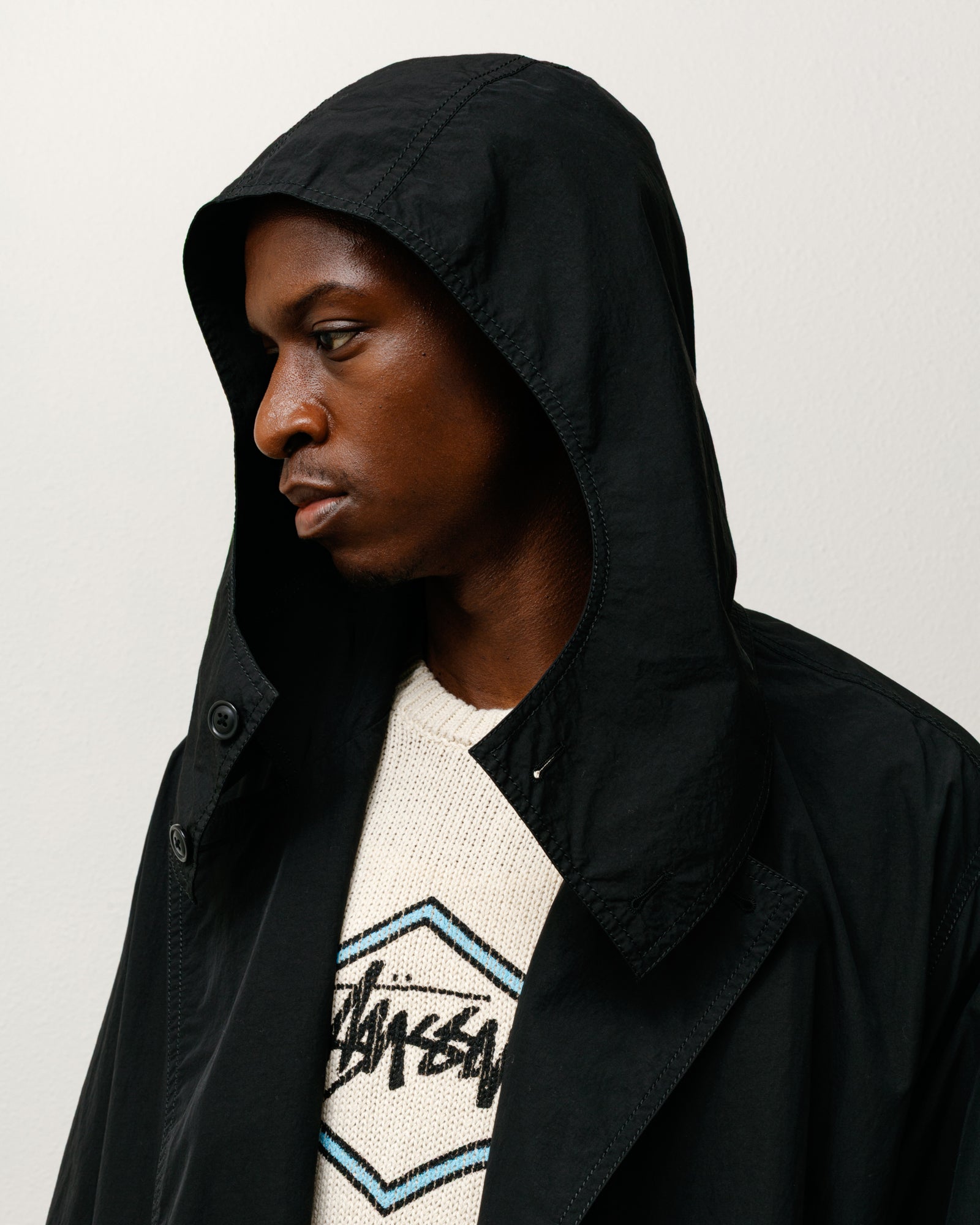 Lightweight Surfman Trench – Black | Outerwear | Stüssy