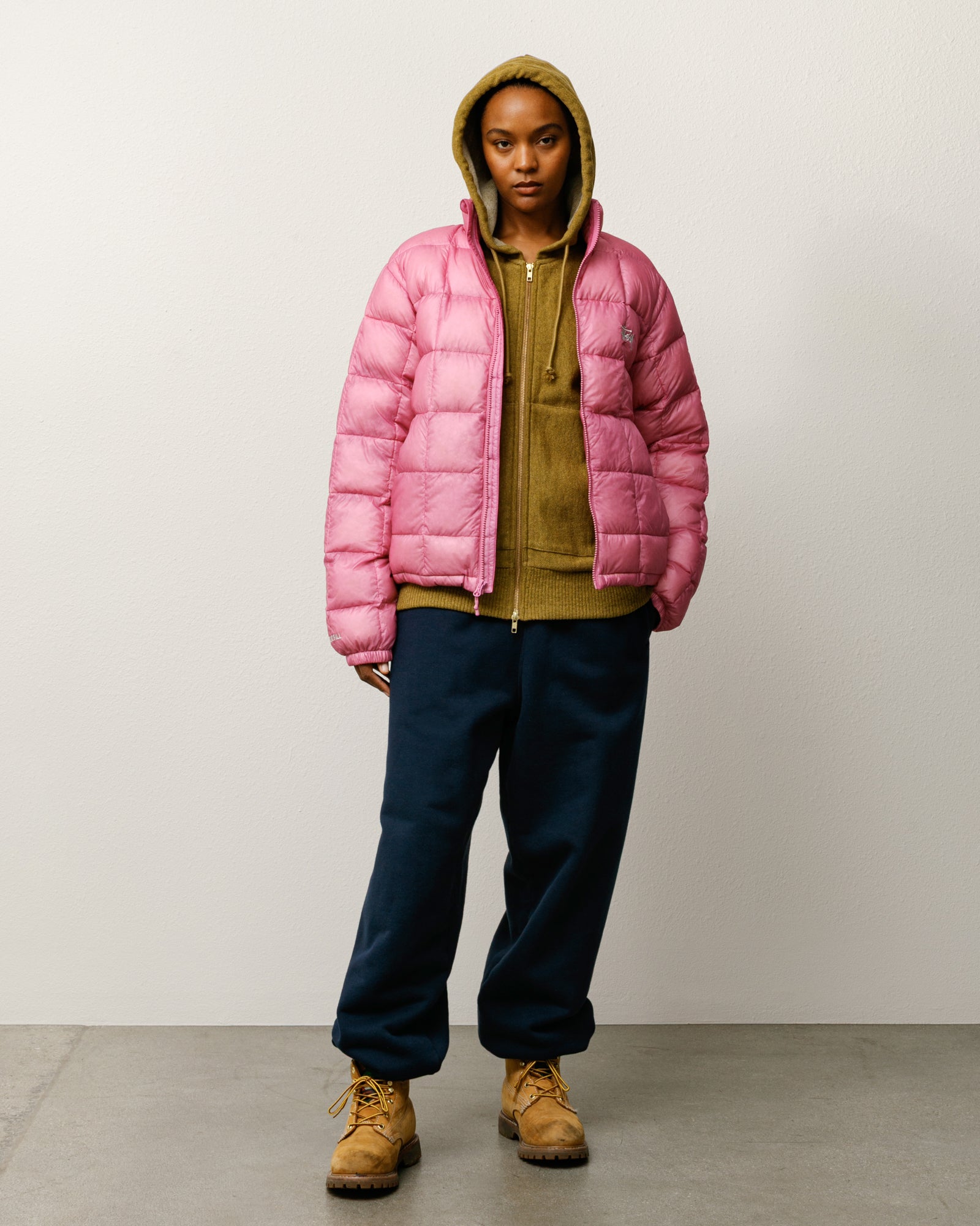 Midweight Puffer – Pink | Outerwear | Stüssy