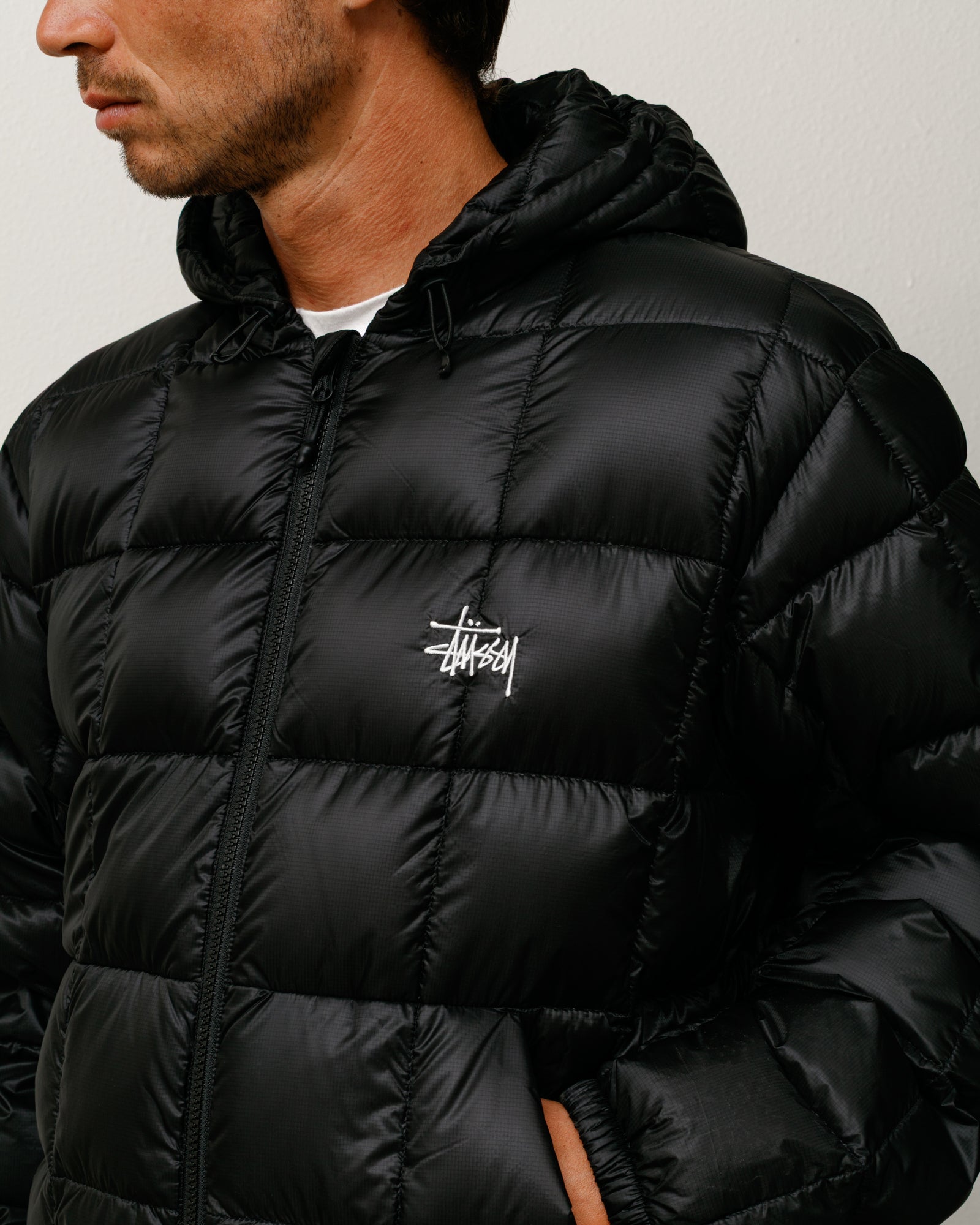 ジャケット・アウター Stussy MIDWEIGHT HOODED PUFFER Stussy Midweight Hooded Puffer Jacket - Black - 35th North