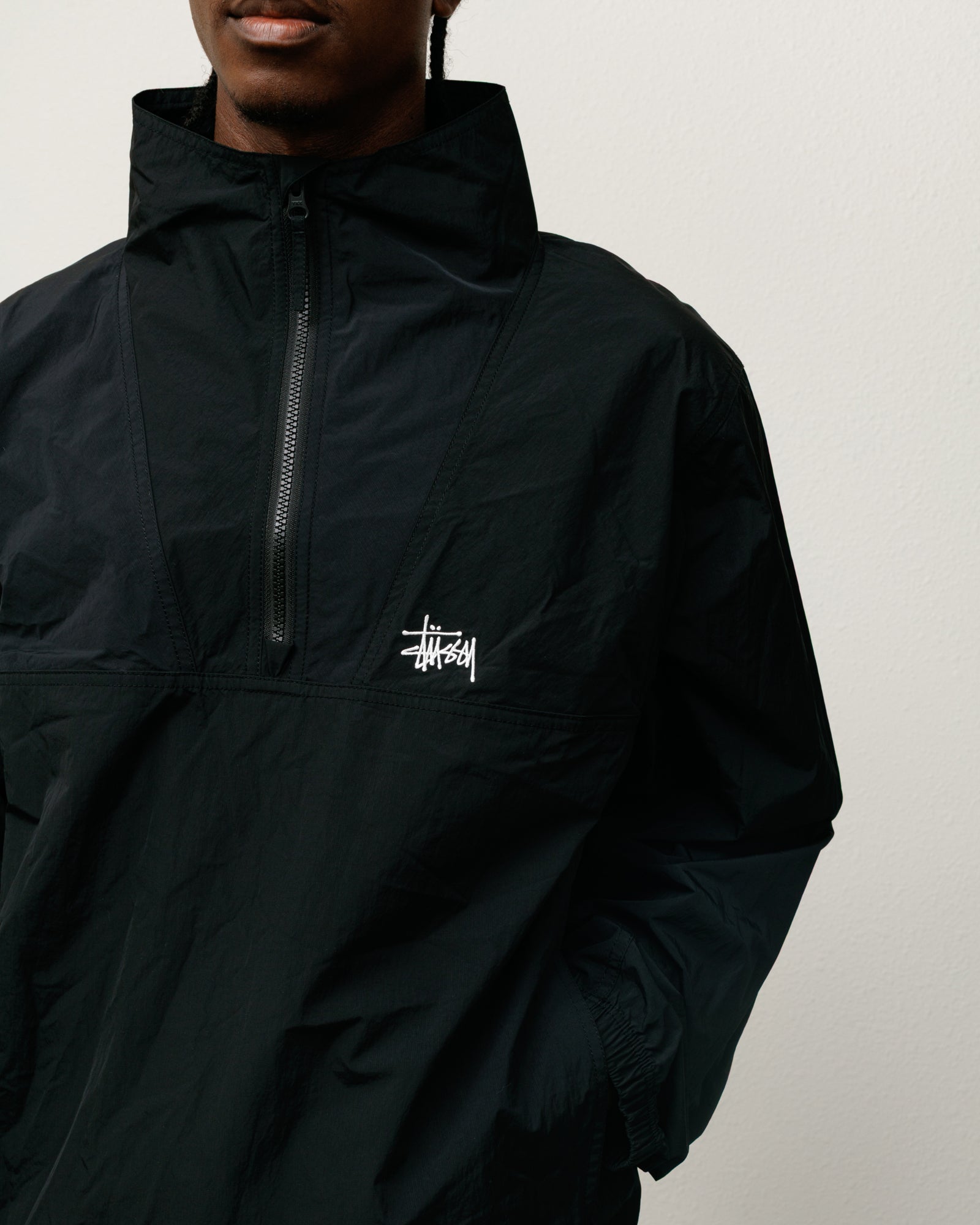 Warm Up Pullover – Black | Outerwear | Stüssy