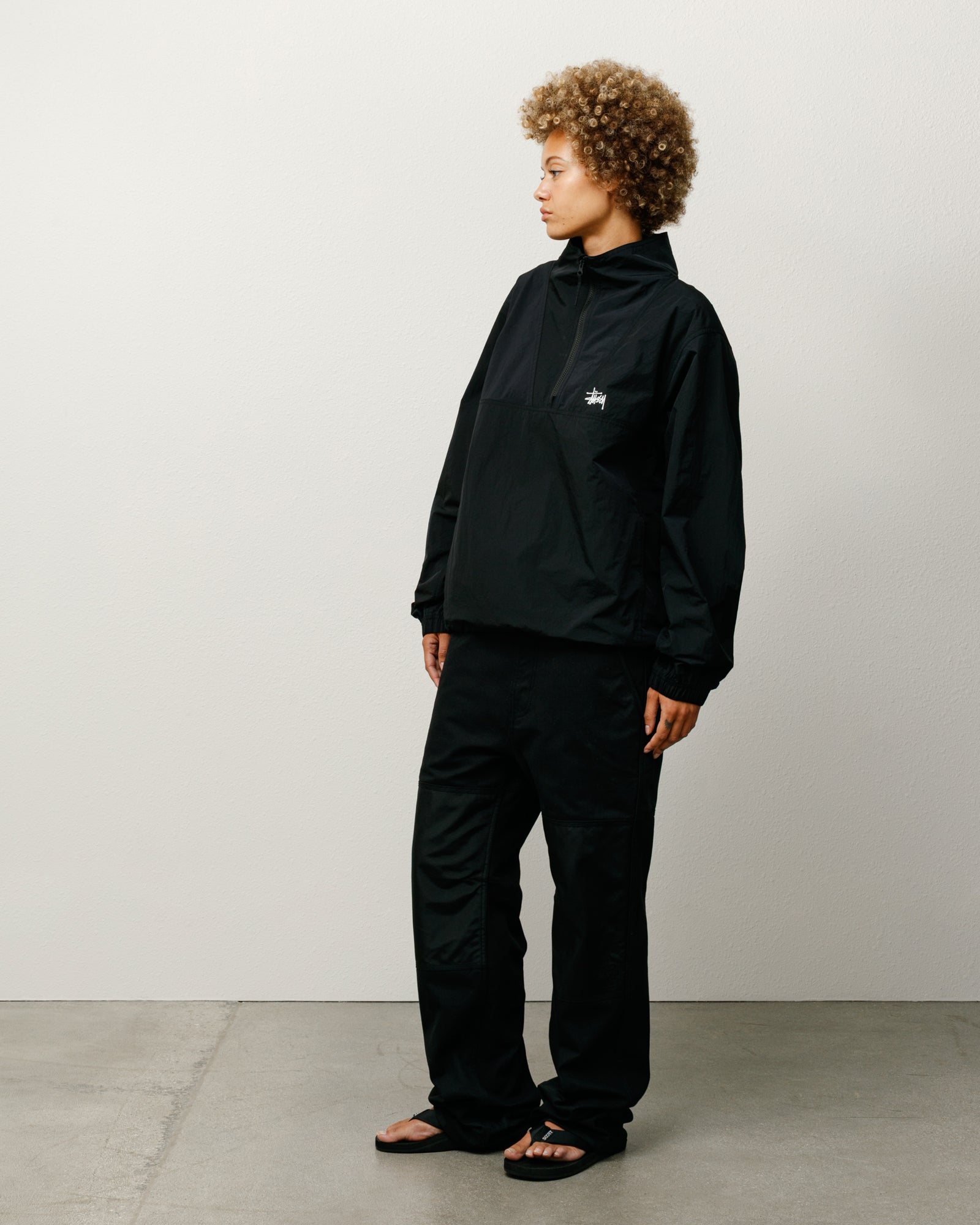 Stussy WARM UP PULLOVER ウォームアッププルオーバー Warm Up Pullover – Black | Outerwear | Stüssy