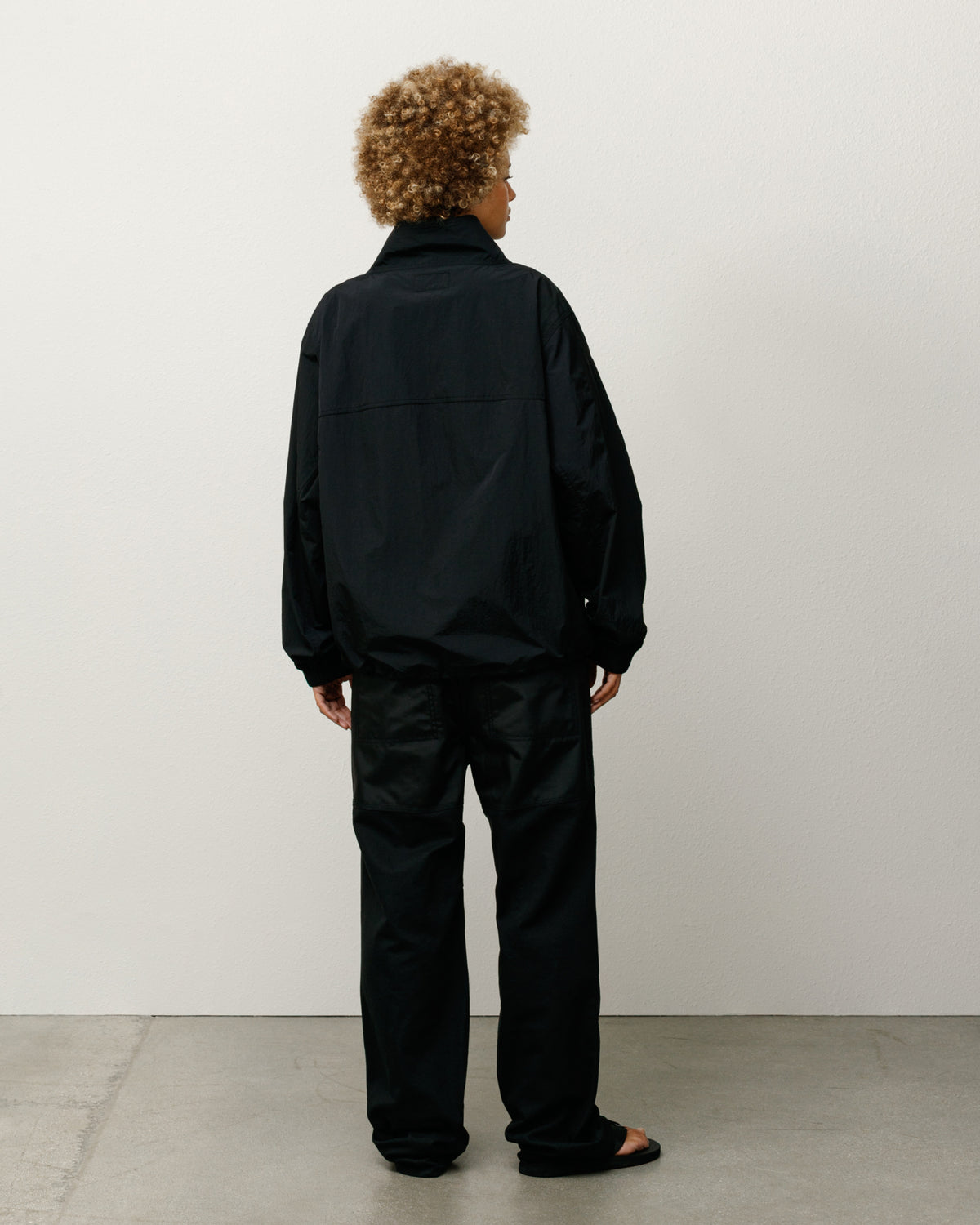 Warm Up Pullover – Black | Outerwear | Stüssy