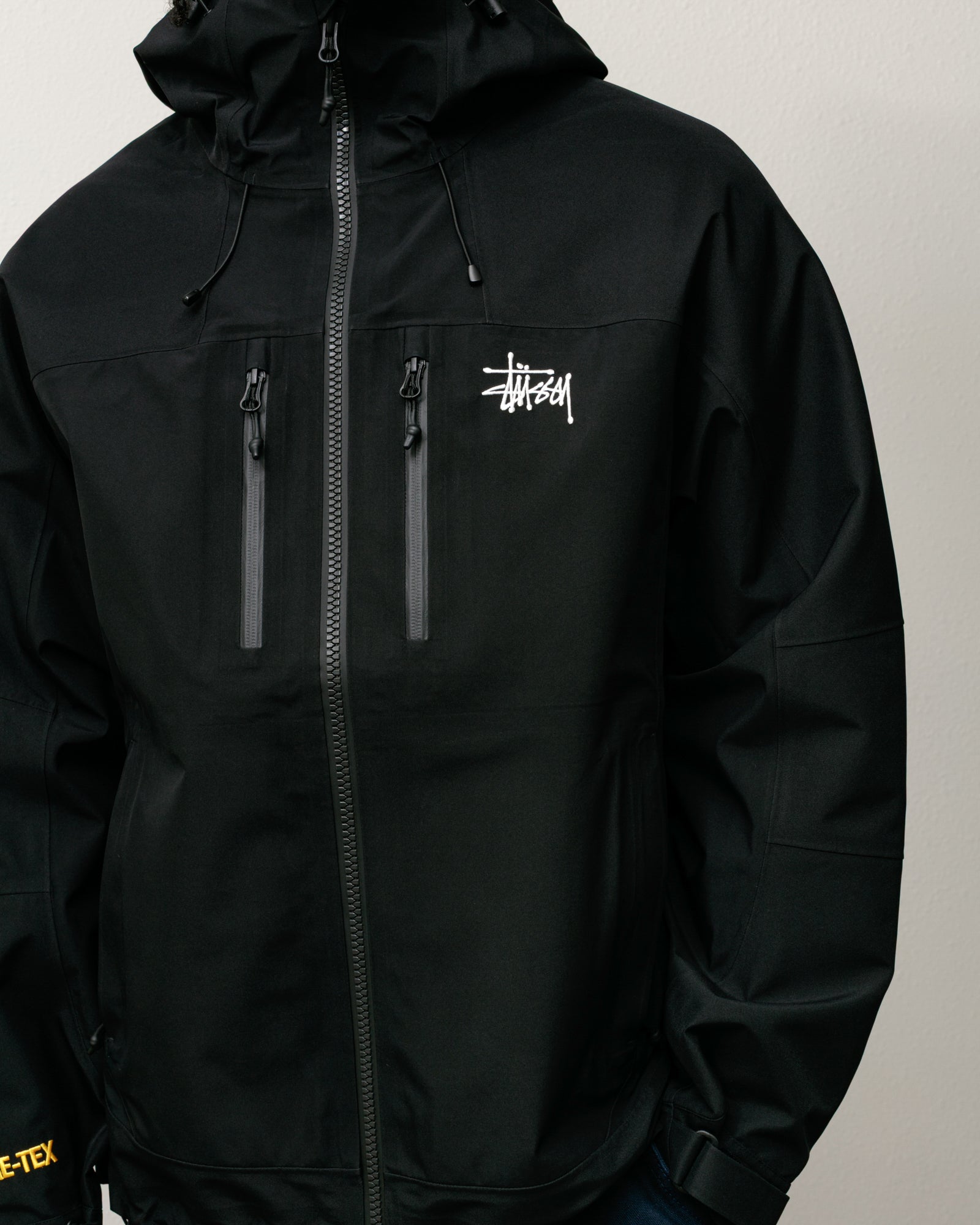 Gore-Tex® Guide Shell – Black | Outerwear | Stüssy