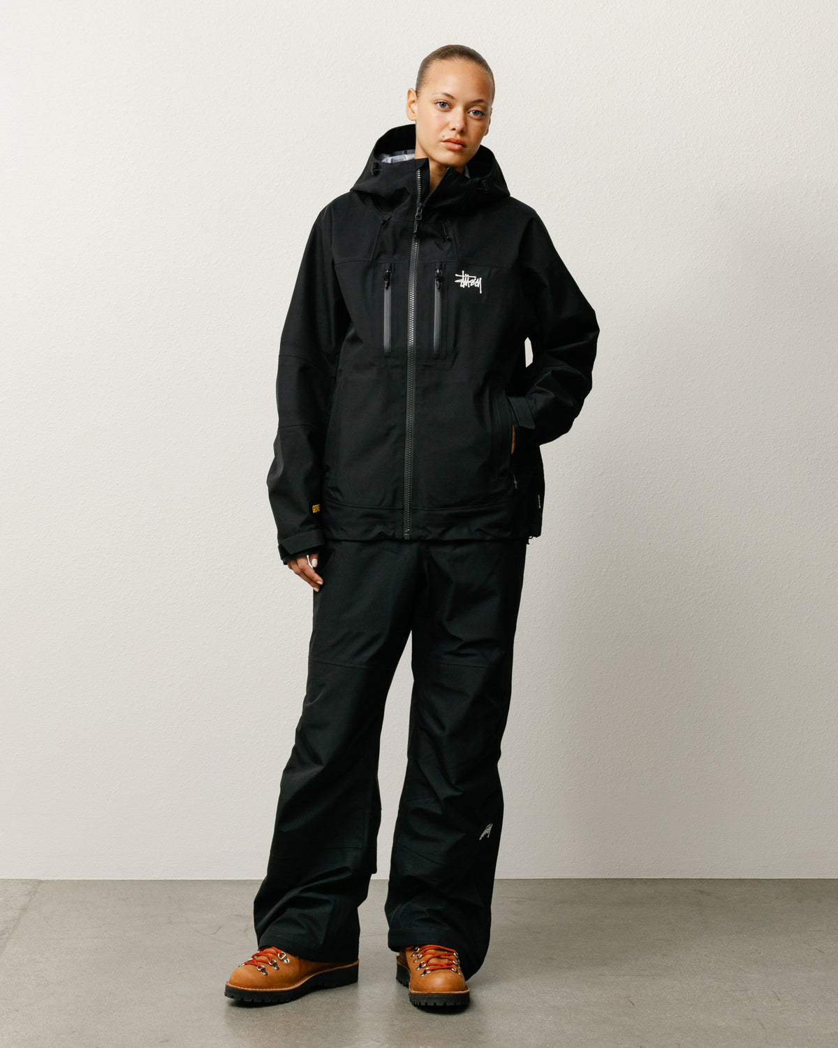 Gore-Tex Guide Shell - Black | Outerwear | Stüssy