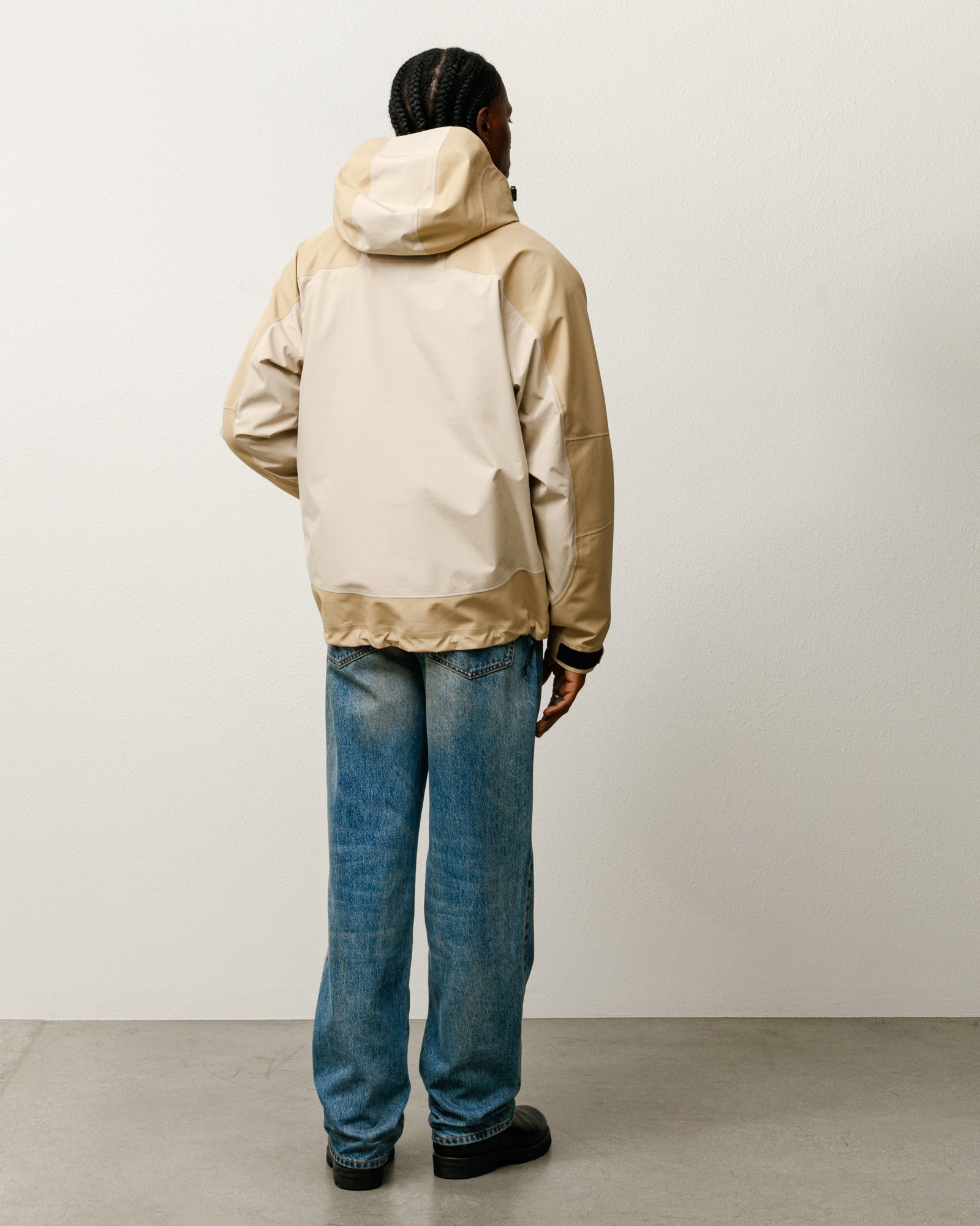 Gore-Tex® Guide Shell – Khaki | Outerwear | Stüssy