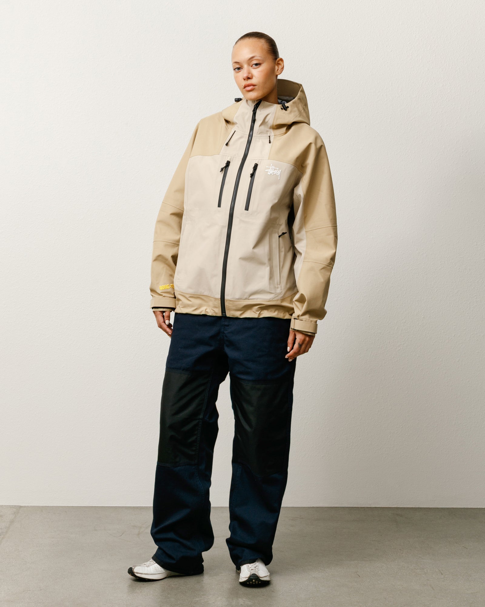 Gore-Tex® Guide Shell – Khaki | Outerwear | Stüssy