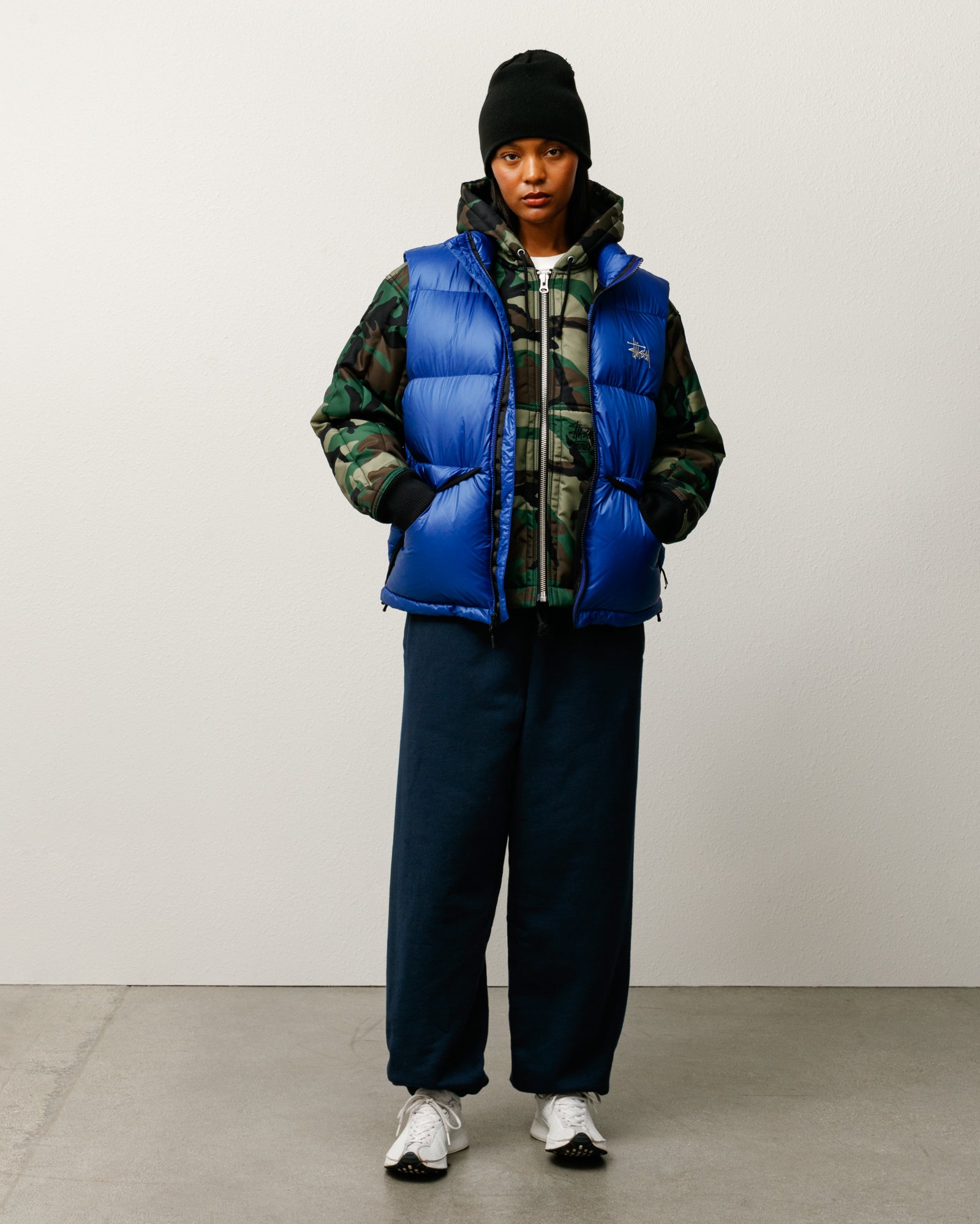 Micro Ripstop Down Vest – Royal | Outerwear | Stüssy