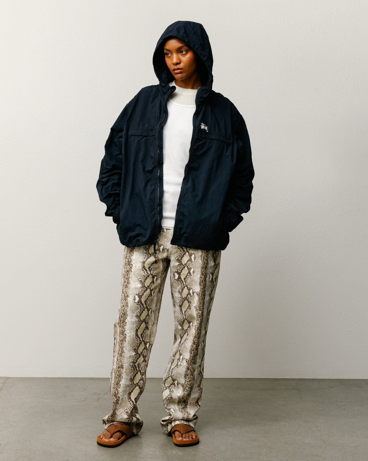 Lightweight Hooded Jacket – Navy | Outerwear | Stüssy