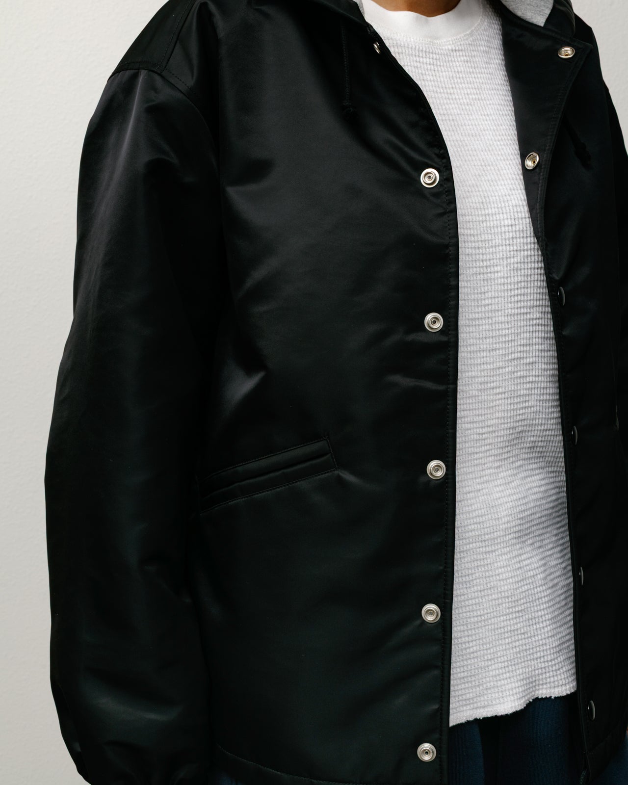Hooded Coaches Jacket – Black | Outerwear | Stüssy