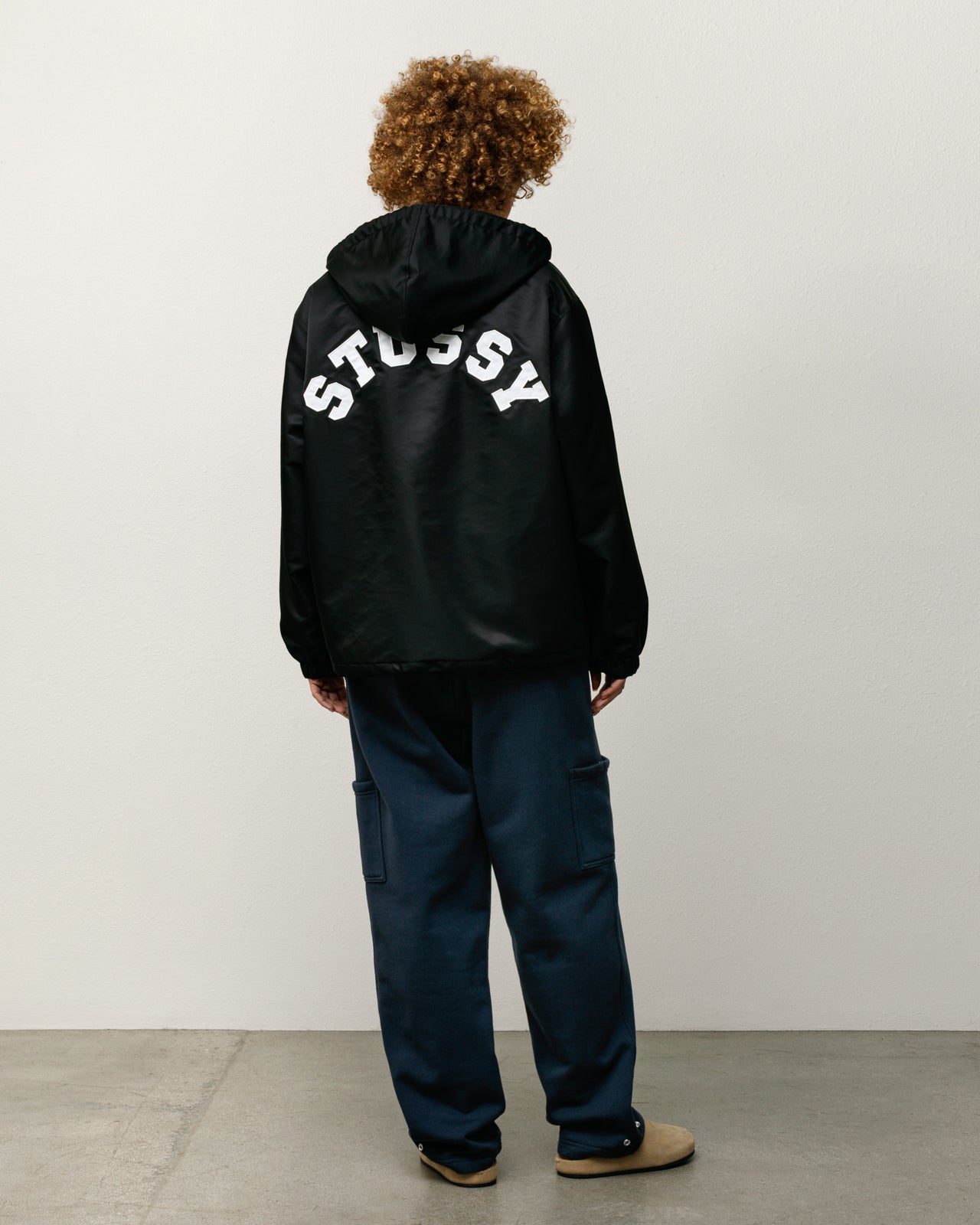 Hooded Coaches Jacket – Black | Outerwear | Stüssy