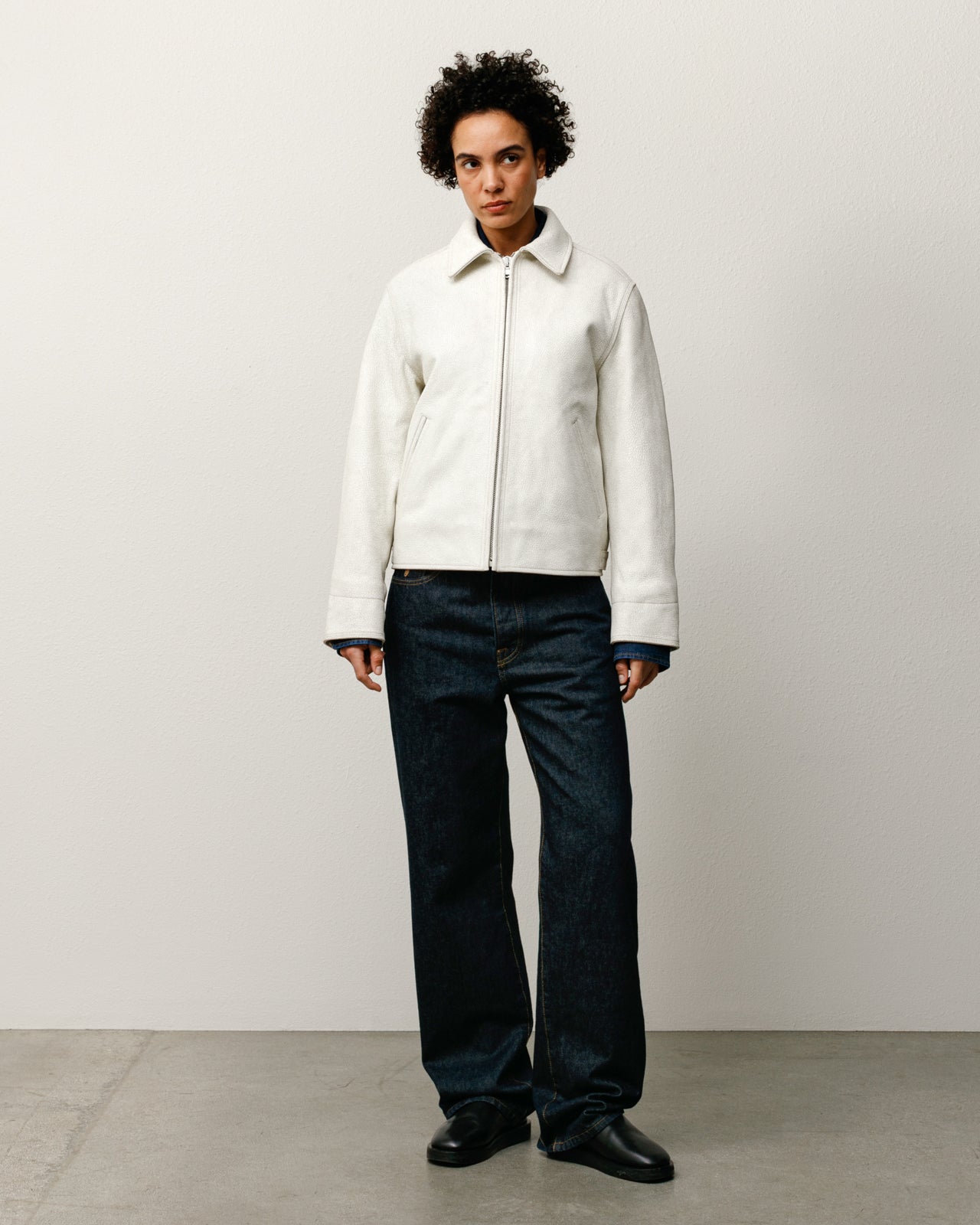 Garage Jacket Cracked Leather – White | Outerwear | Stüssy