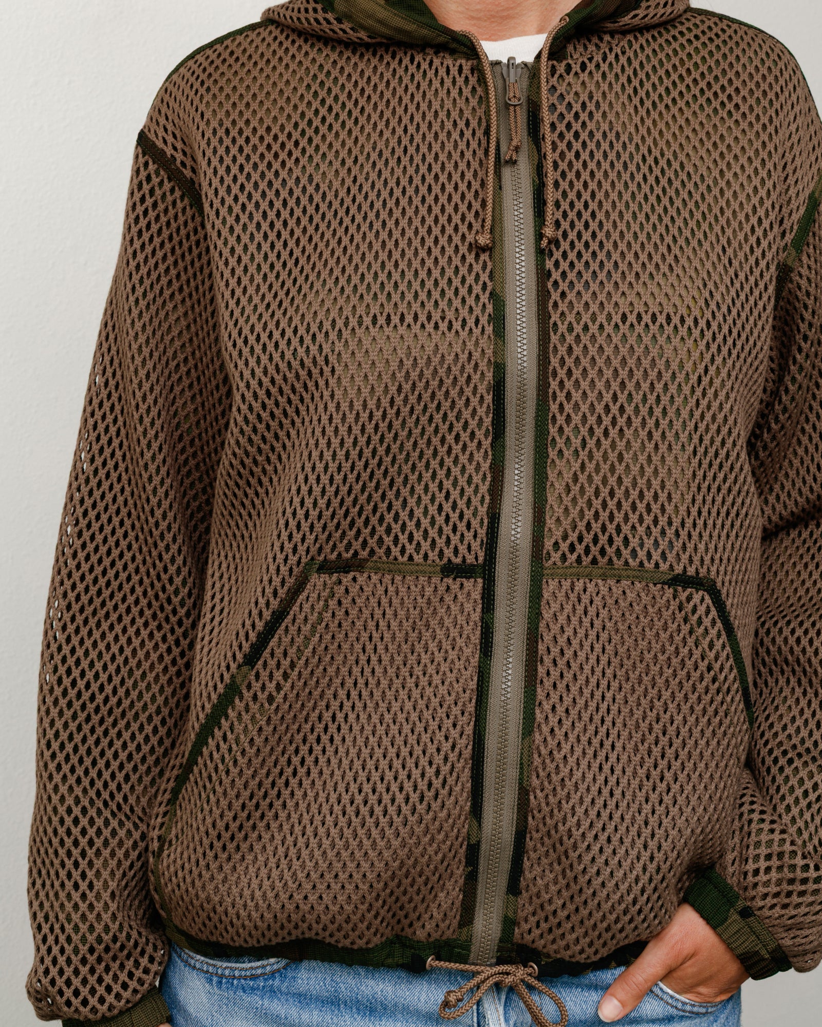 Layered Mesh Hooded Jacket Unisex Long Sleeve In Woodland Camo
