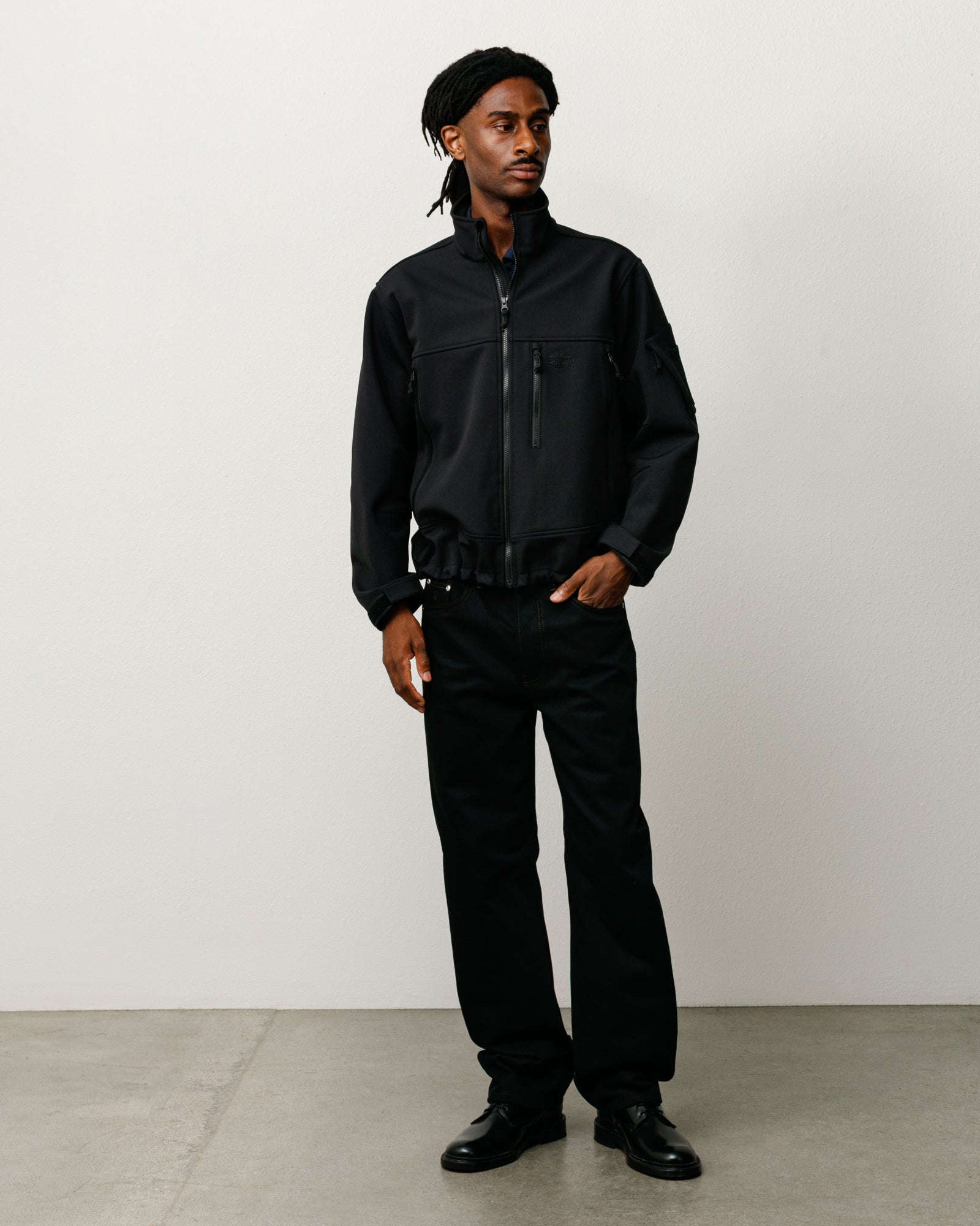 New Classic Jean Denim in Raw Black Contrast Stitch