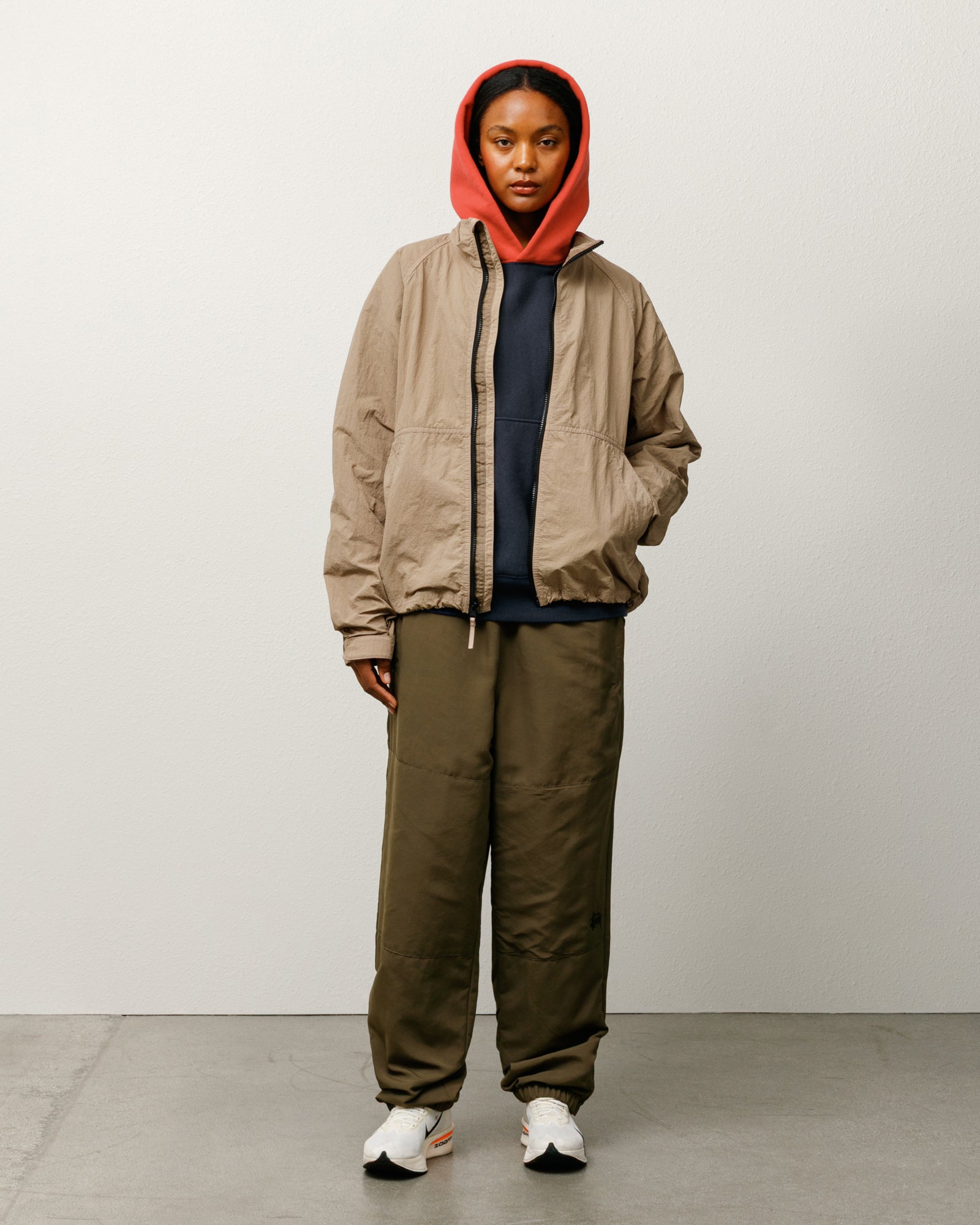 Training Pant Mens Regular In Olive