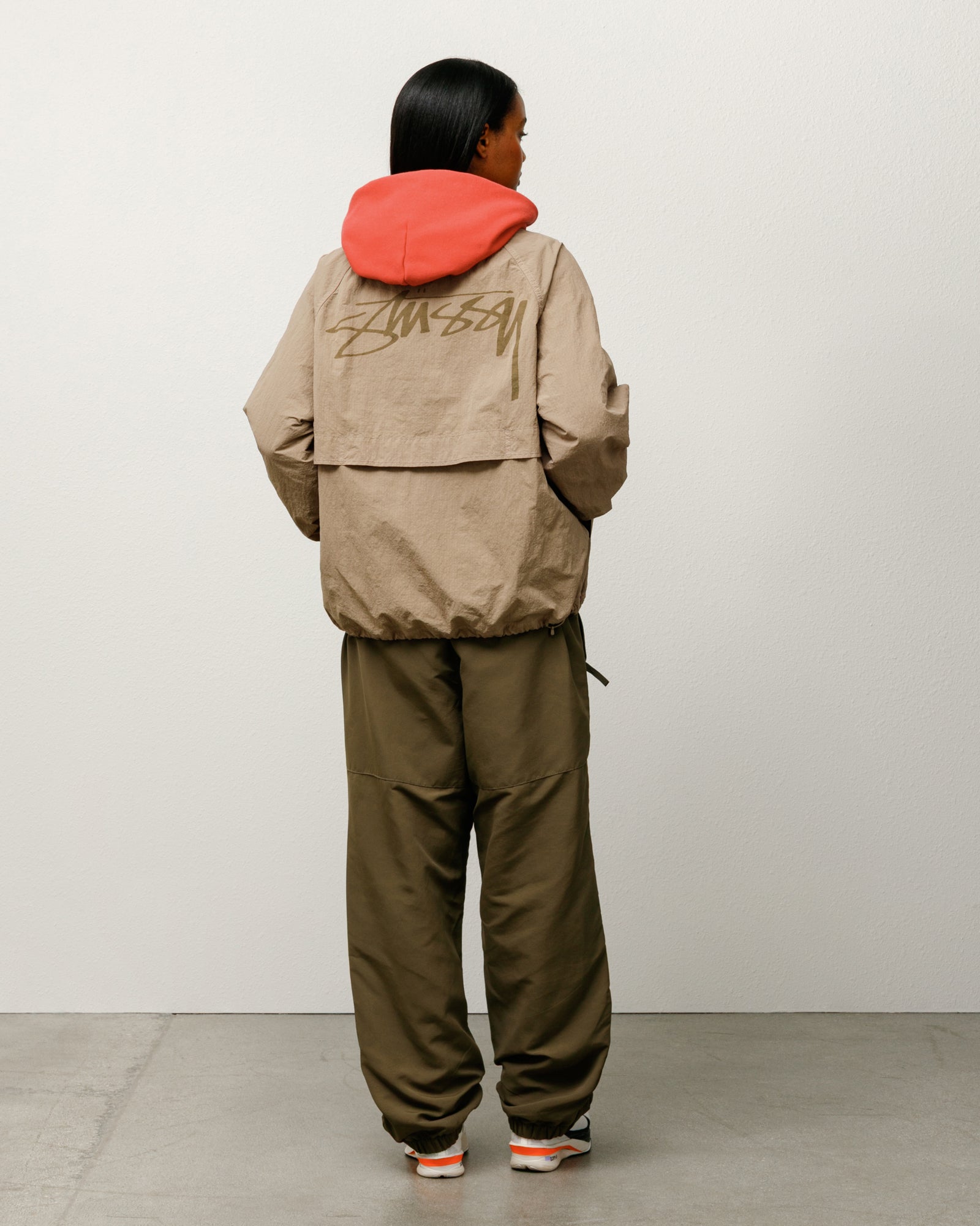 Training Pant Mens Regular In Olive