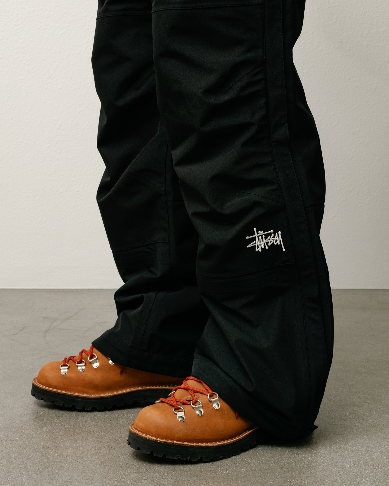 Gore-Tex® Bib – Black | Outerwear | Stüssy