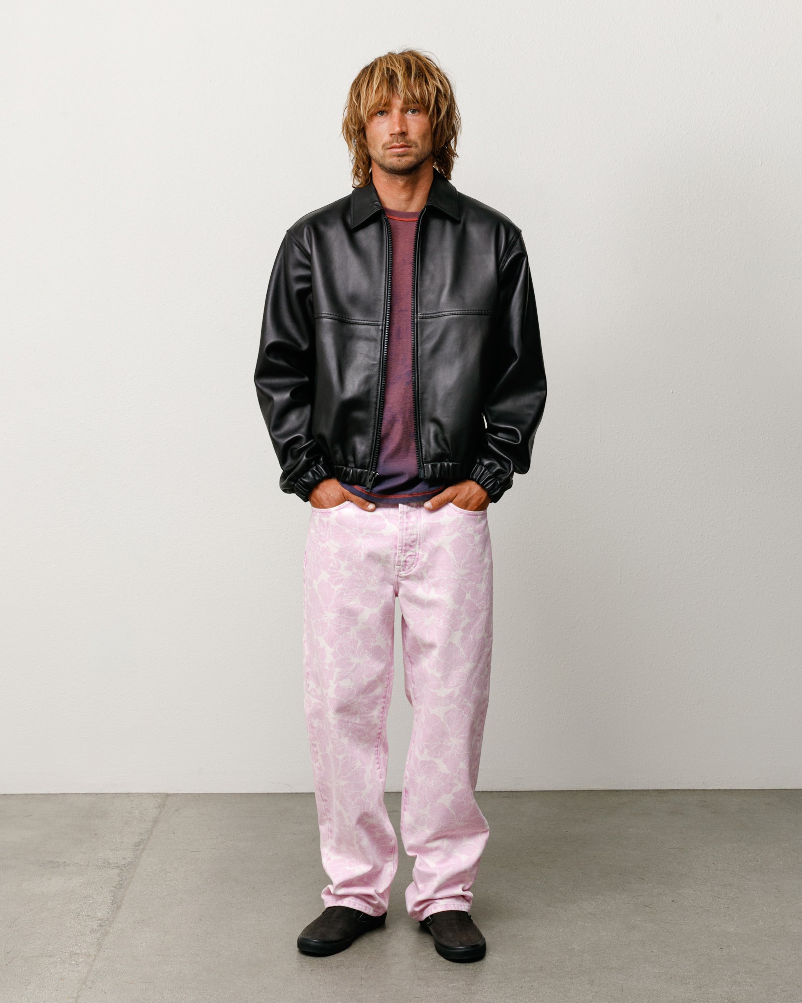 Printed Denim New Classic Jean Unisex Regular In Pink Hawaiian