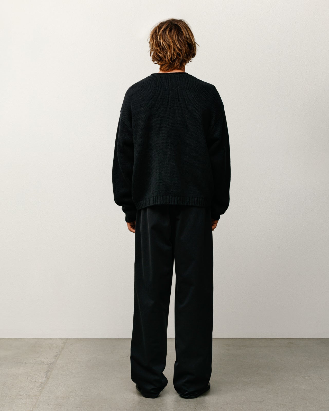 Roll V Neck Sweater – Black | Tops & Knits | Stüssy