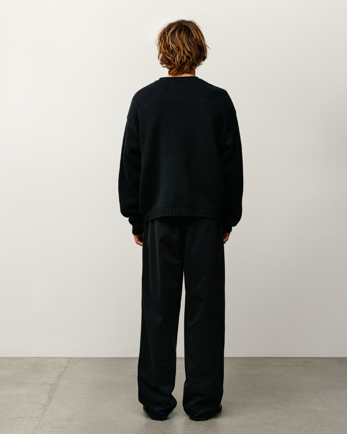 Roll V Neck Sweater – Black | Tops & Knits | Stüssy