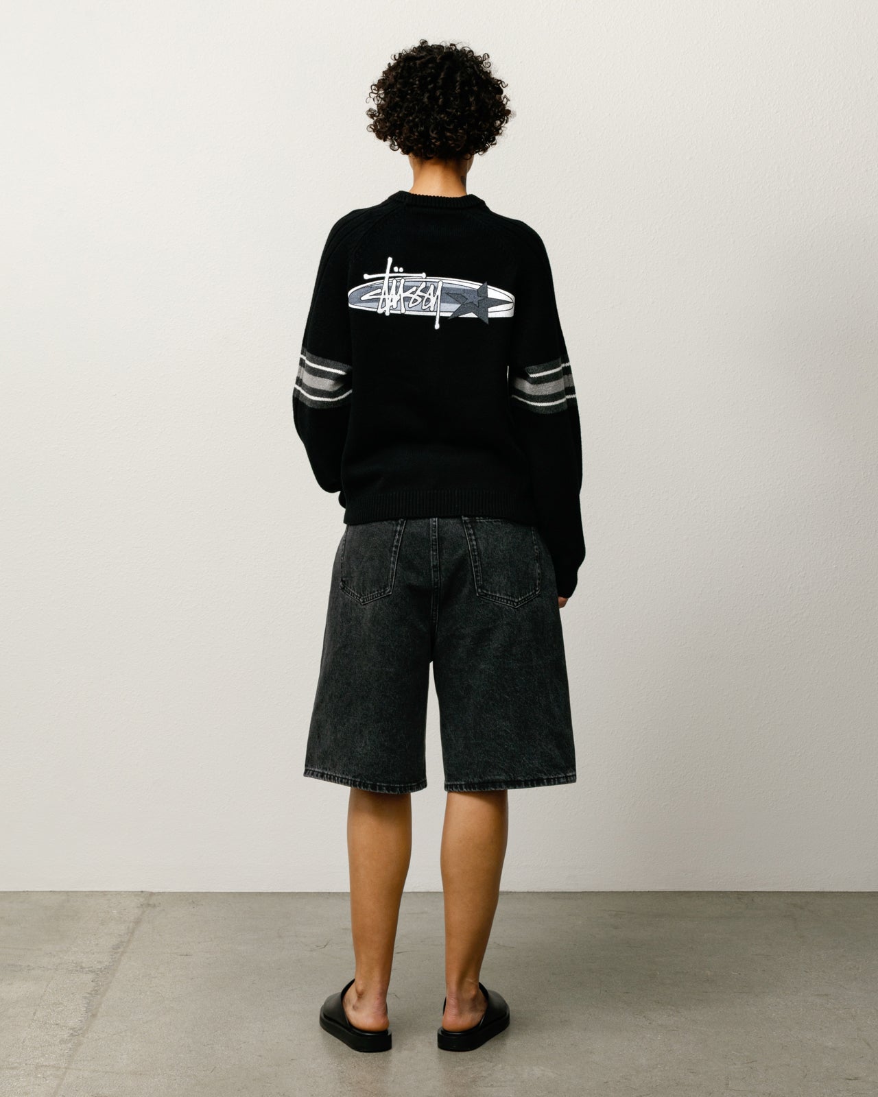 Stripe Raglan Crew – Black | Tops & Knits | Stüssy