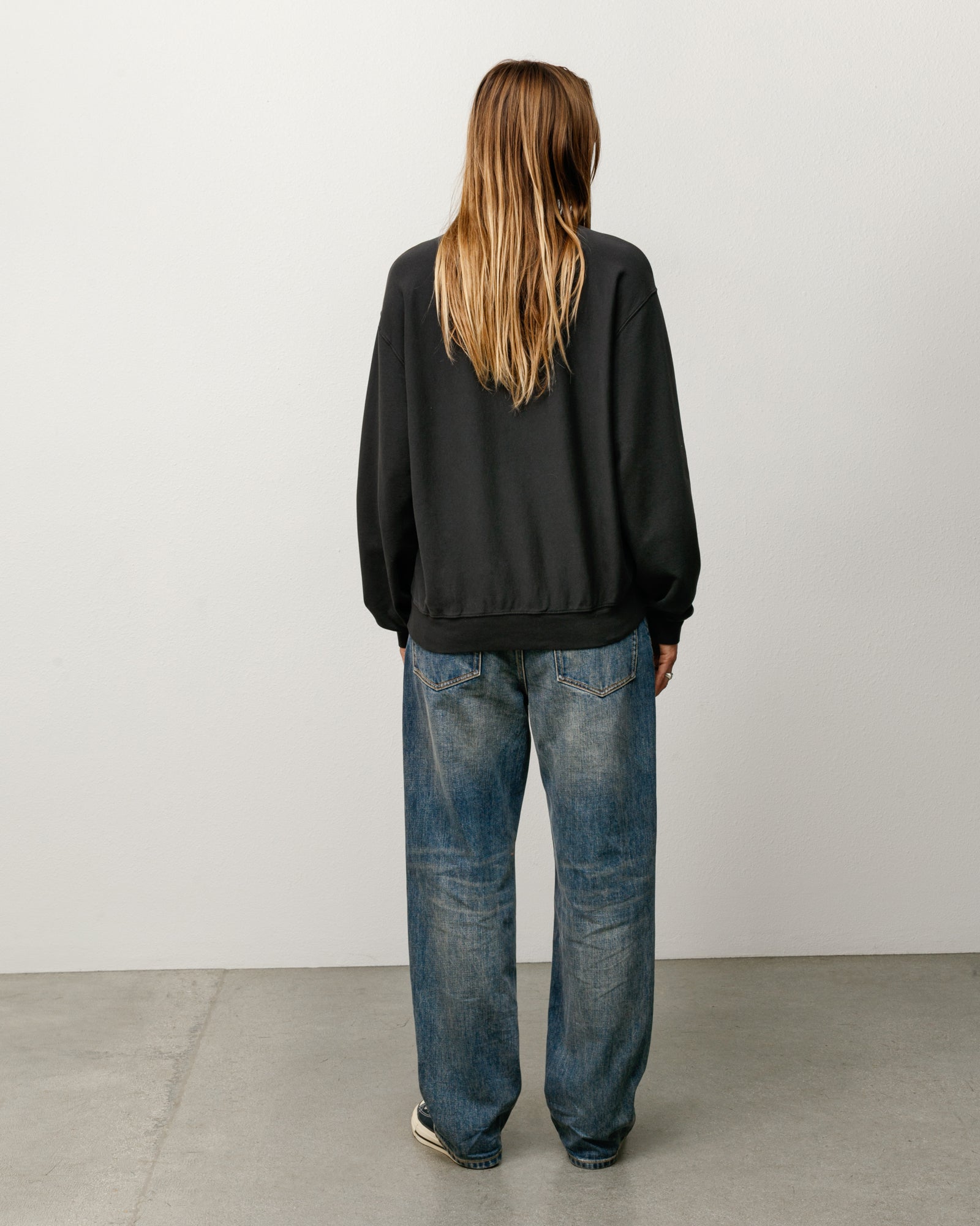 Lightweight Terry Crew – Black | Crew Fleece | Stüssy