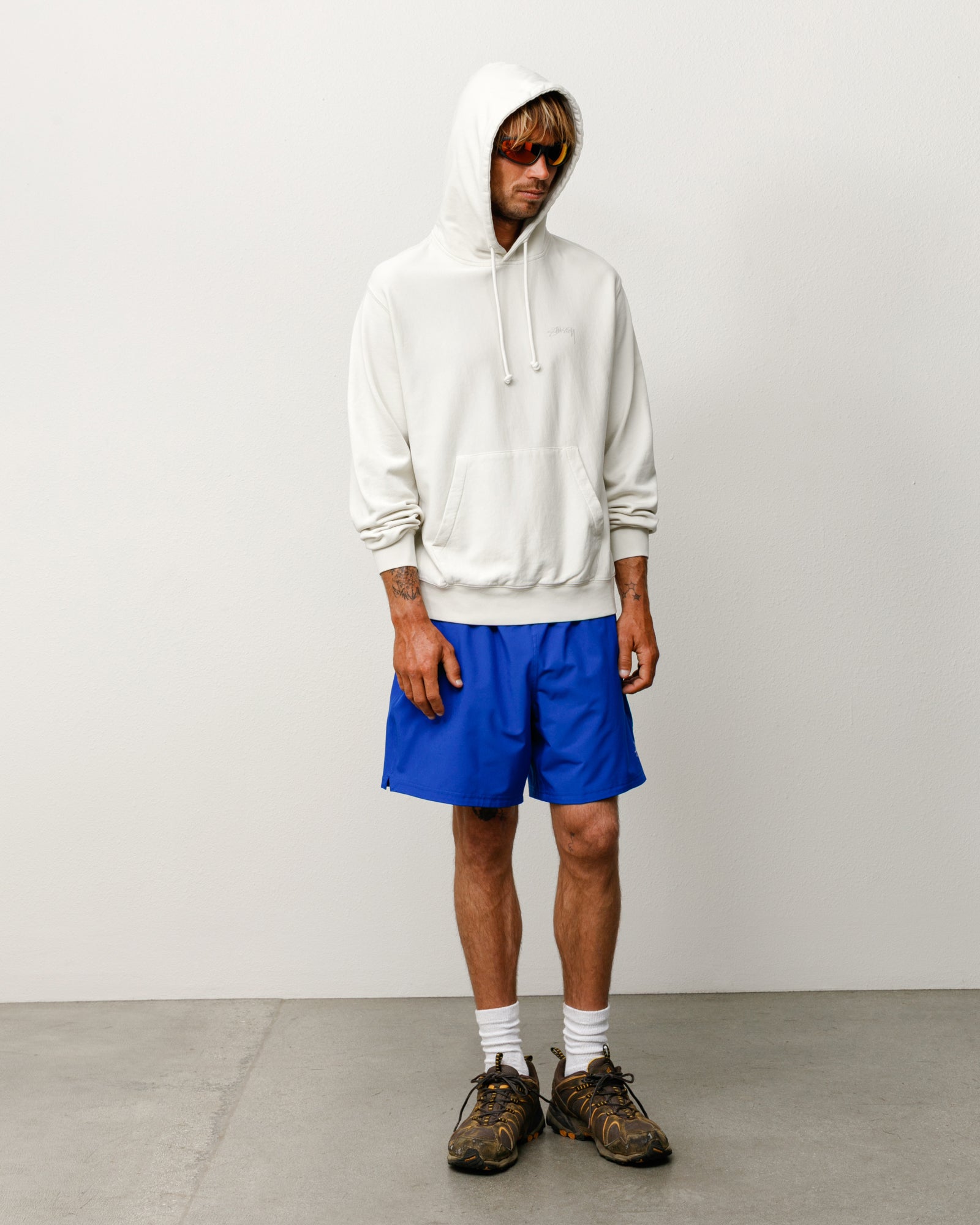 Lightweight Terry Hoodie – Stone | Sweats | Stüssy