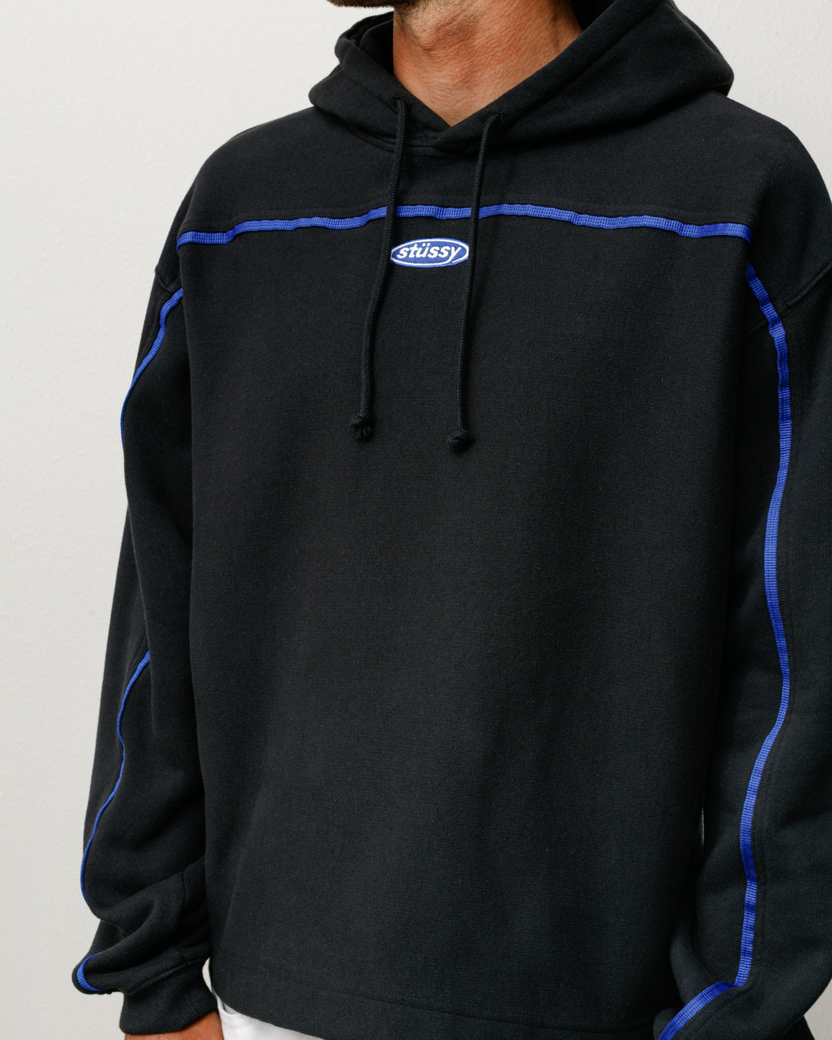 Oval Pullover Hoodie – Black | Sweats | Stüssy