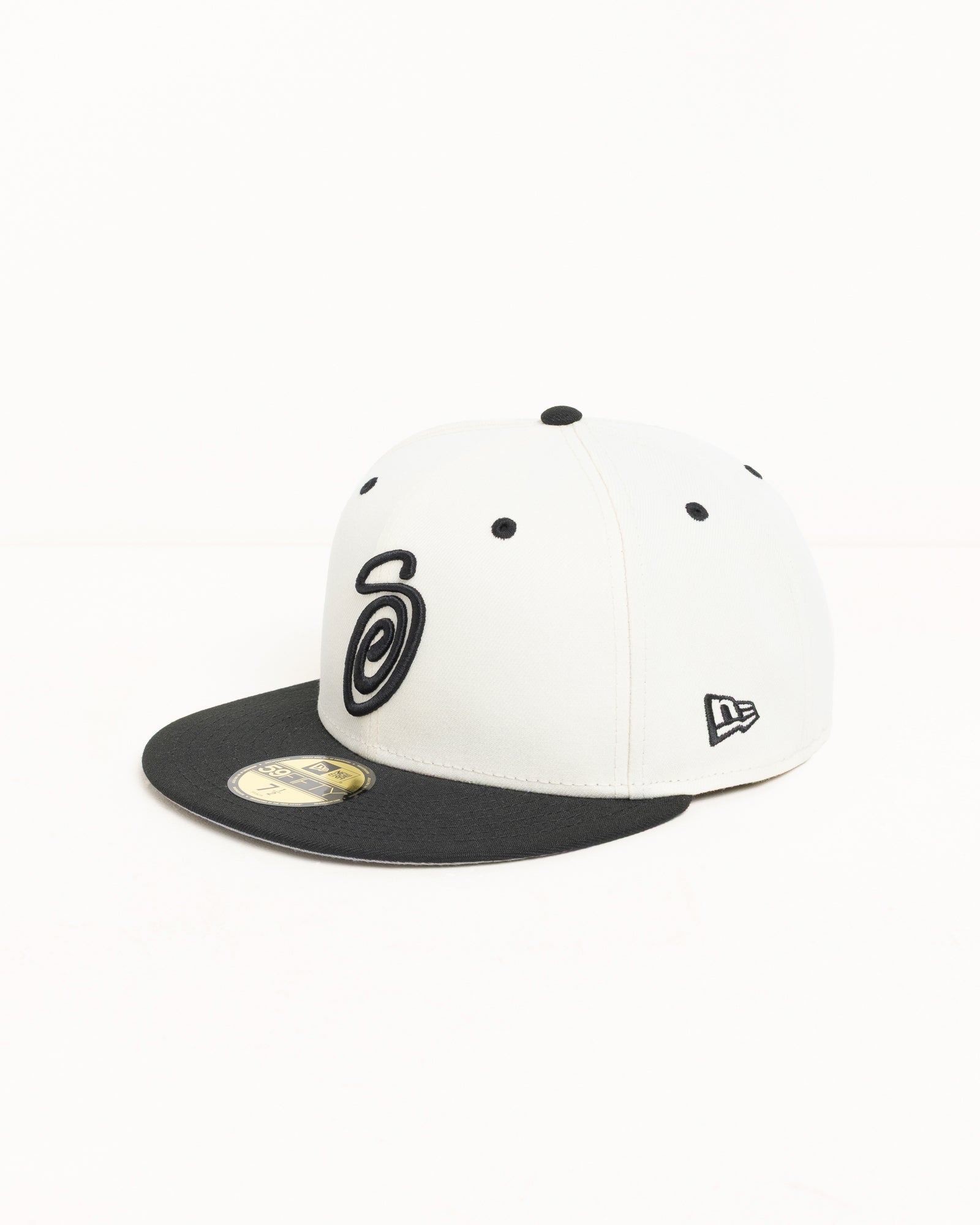 STUSSY × New Era 59FIFTY CURLY S New Era 59Fifty Curly S - Unisex Headwear | Stüssy