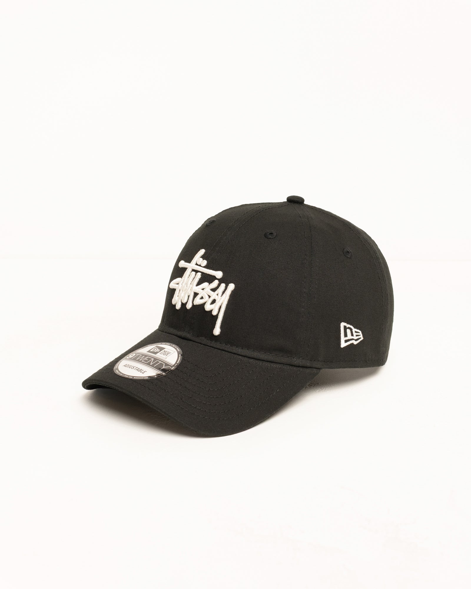 Stussy New Era 9Twenty ベースボールキャップ New Era 9Twenty Basic Strapback – Black | Headwear | Stüssy
