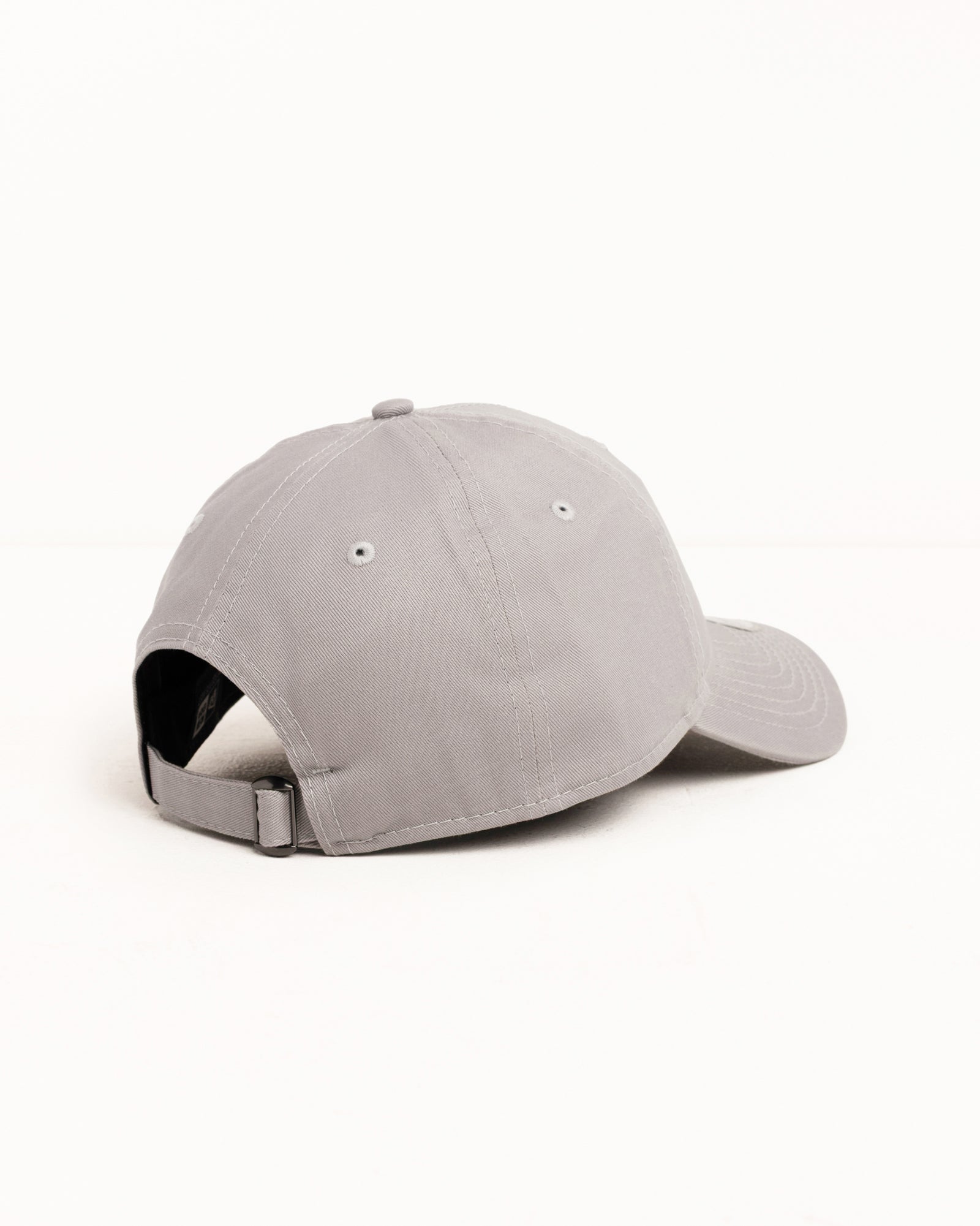 New Era 9TWENTY Basic Strapback – Grey | Headwear | Stüssy