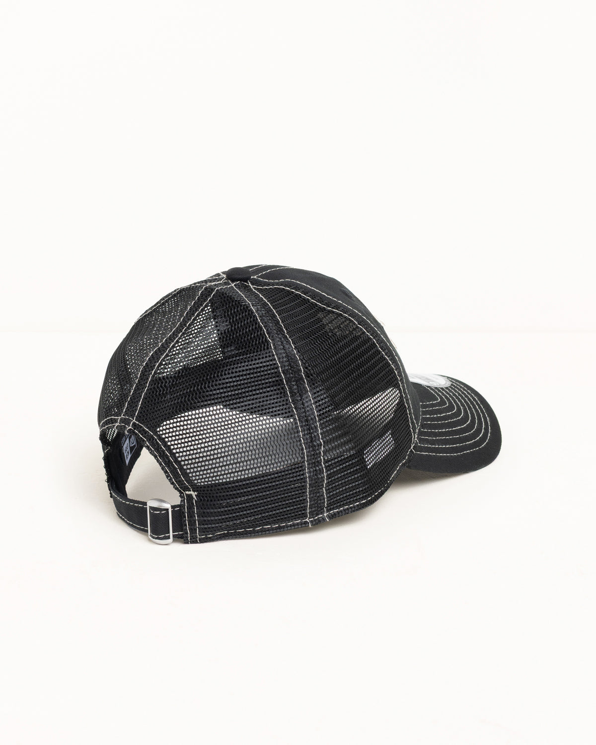 Basic Trucker 9twenty Cap Accessories In Black