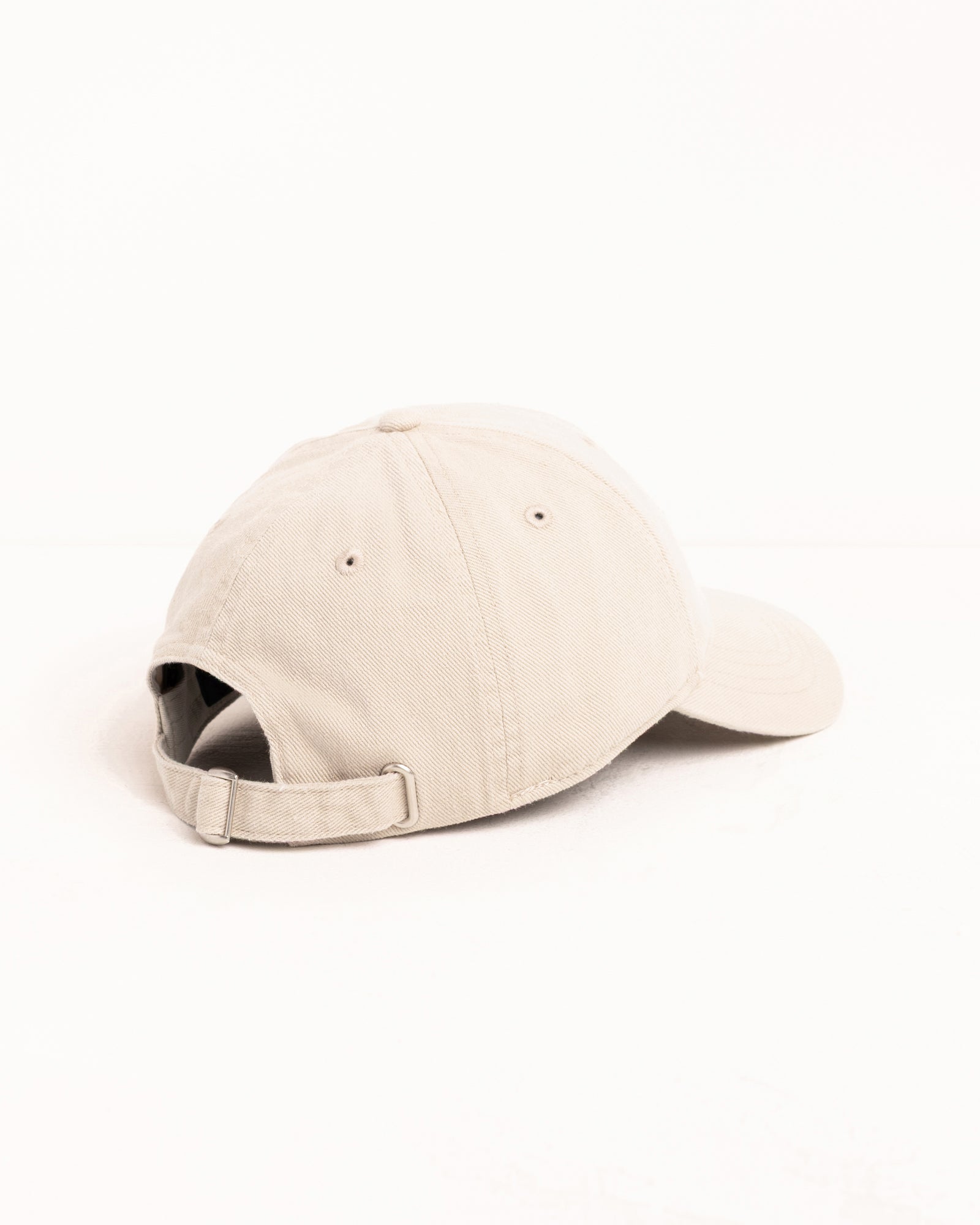 Low Profile Stüssy Crew Strapback – Sand | Headwear | Stüssy