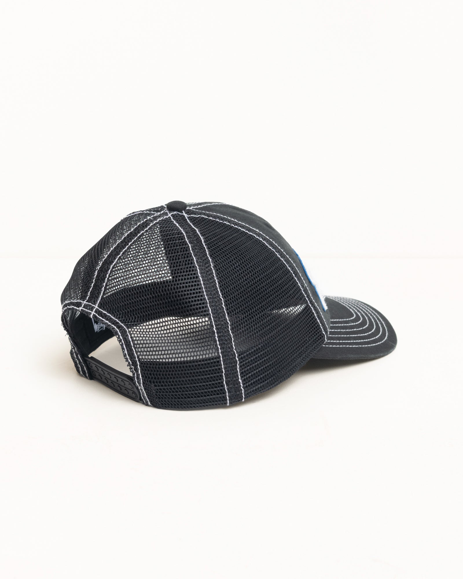 Mid-Depth Burly Threads Trucker – Black | Headwear | Stüssy