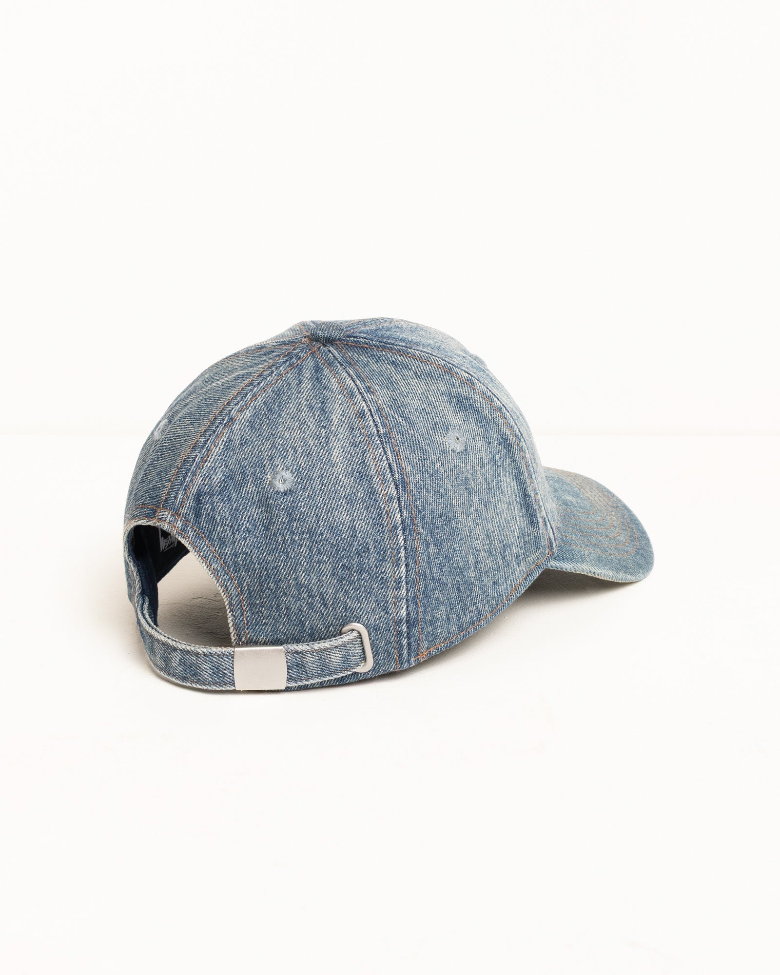 【archive】Stussy Denim × Suede 6panel Cap Stussy Denim Suede Crest Hat | Urban Outfitters