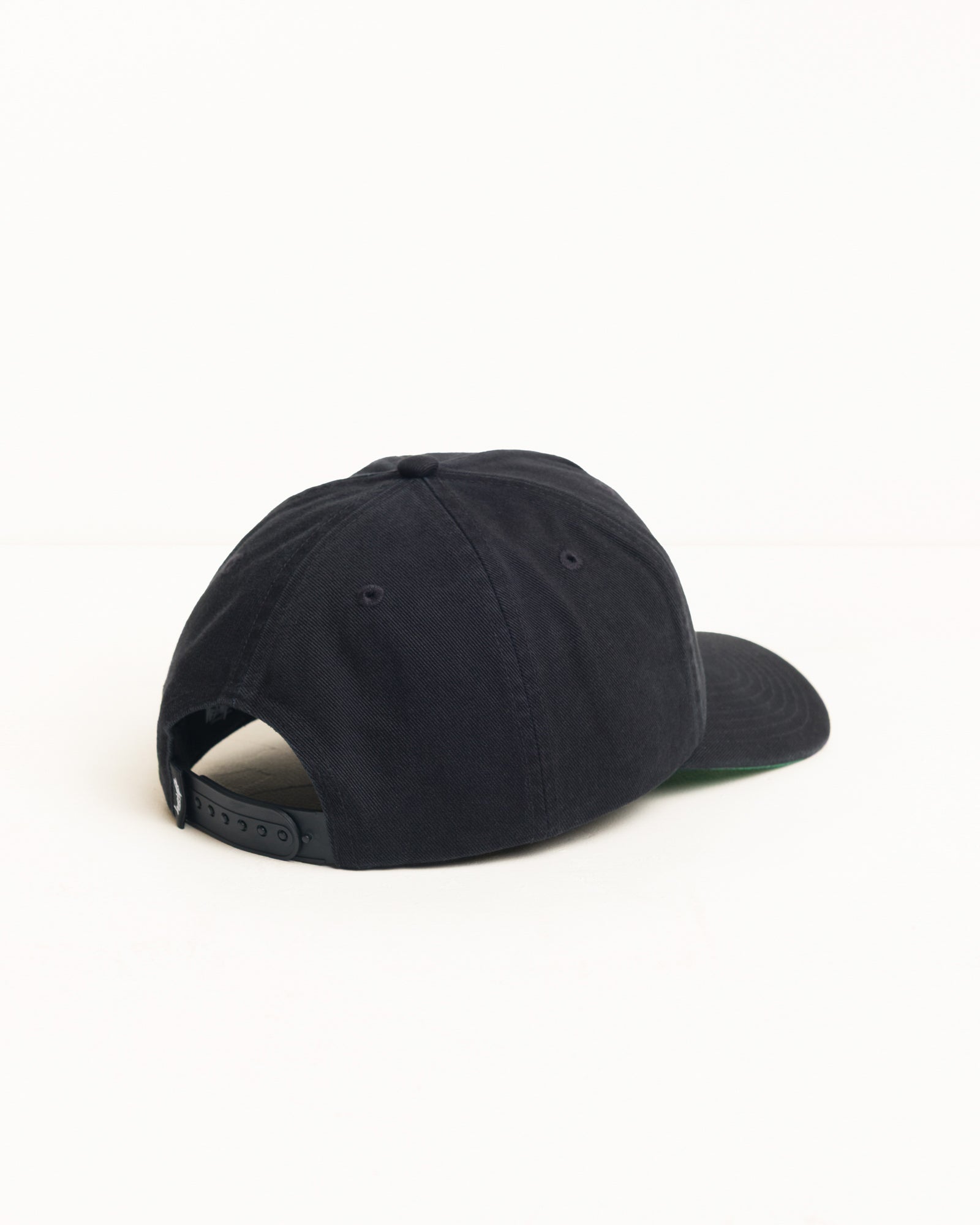 Big Stock Snapback Cap - Black | Headwear | Stüssy